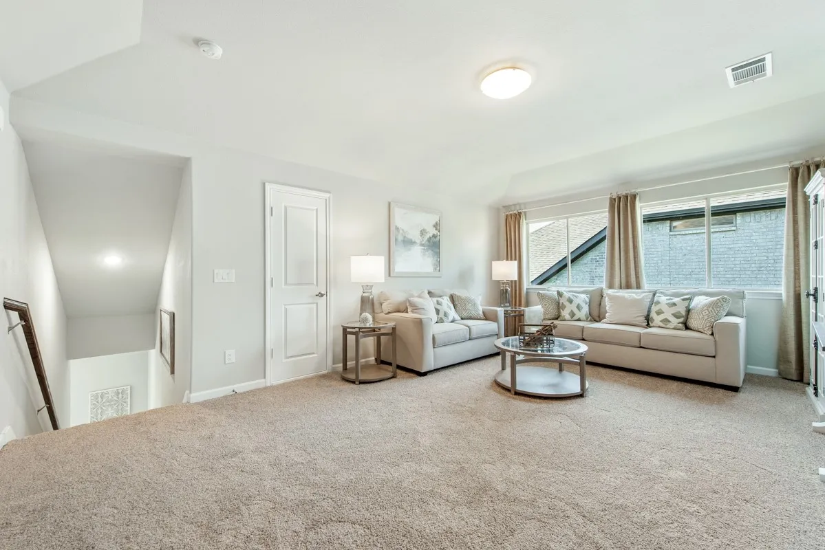 Single Family Residence For Sale in Denton County , 2204 Broken Arrow Drive, Aubrey, Texas 76227, 5 Bedroom, 3 Bathroom, 2 Garage spaces, 2,685 Sqft, built in 2023, mls#21351575, Real Estate Agent in Aubrey, Homes For Sale in Denton county, Homes For Sale in Aubrey, Realtor in Aubrey Texas, Real Estate Brokerage Independent Realty Texas, Luminita Cordes Realtor