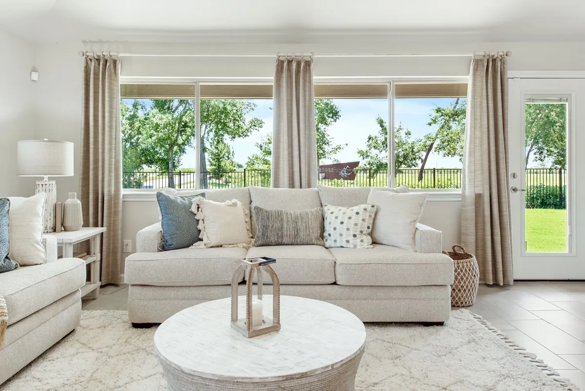 Family Room views in the Spring