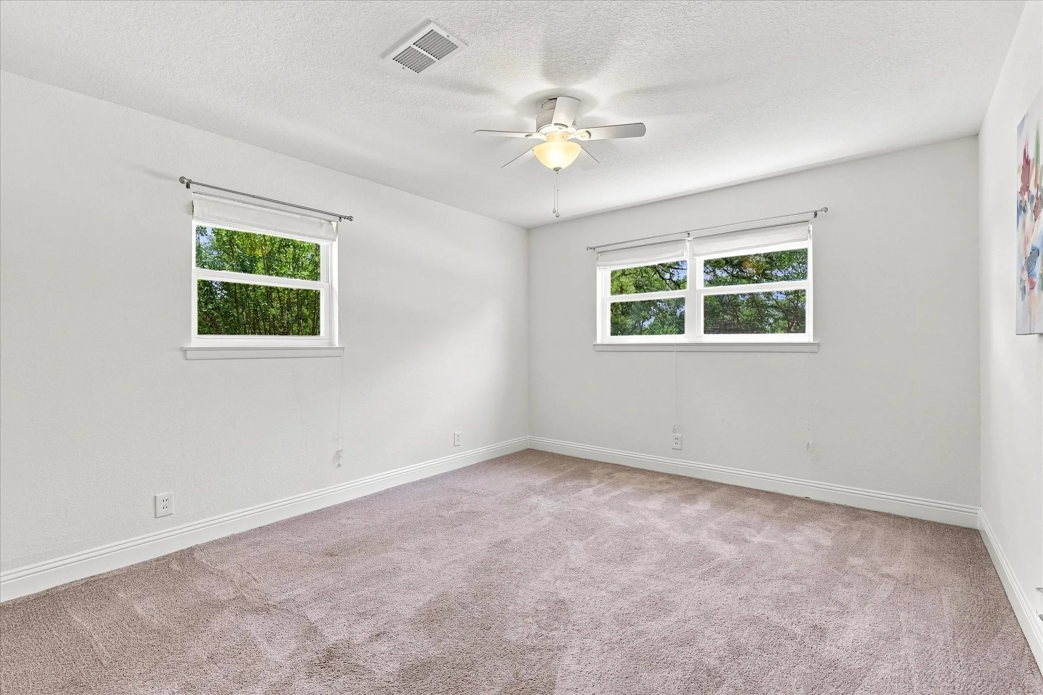 Single Family Residence For Sale in Tarrant County , 403 E Huitt Lane, Euless, Texas 76040, 3 Bedroom, 2 Bathroom, 2 Garage spaces, 1,709 Sqft, built in 1962, mls#21351793, Real Estate Agent in Euless, Homes For Sale in Tarrant county, Homes For Sale in Euless, Realtor in Euless Texas, Real Estate Brokerage Independent Realty Texas, Luminita Cordes Realtor