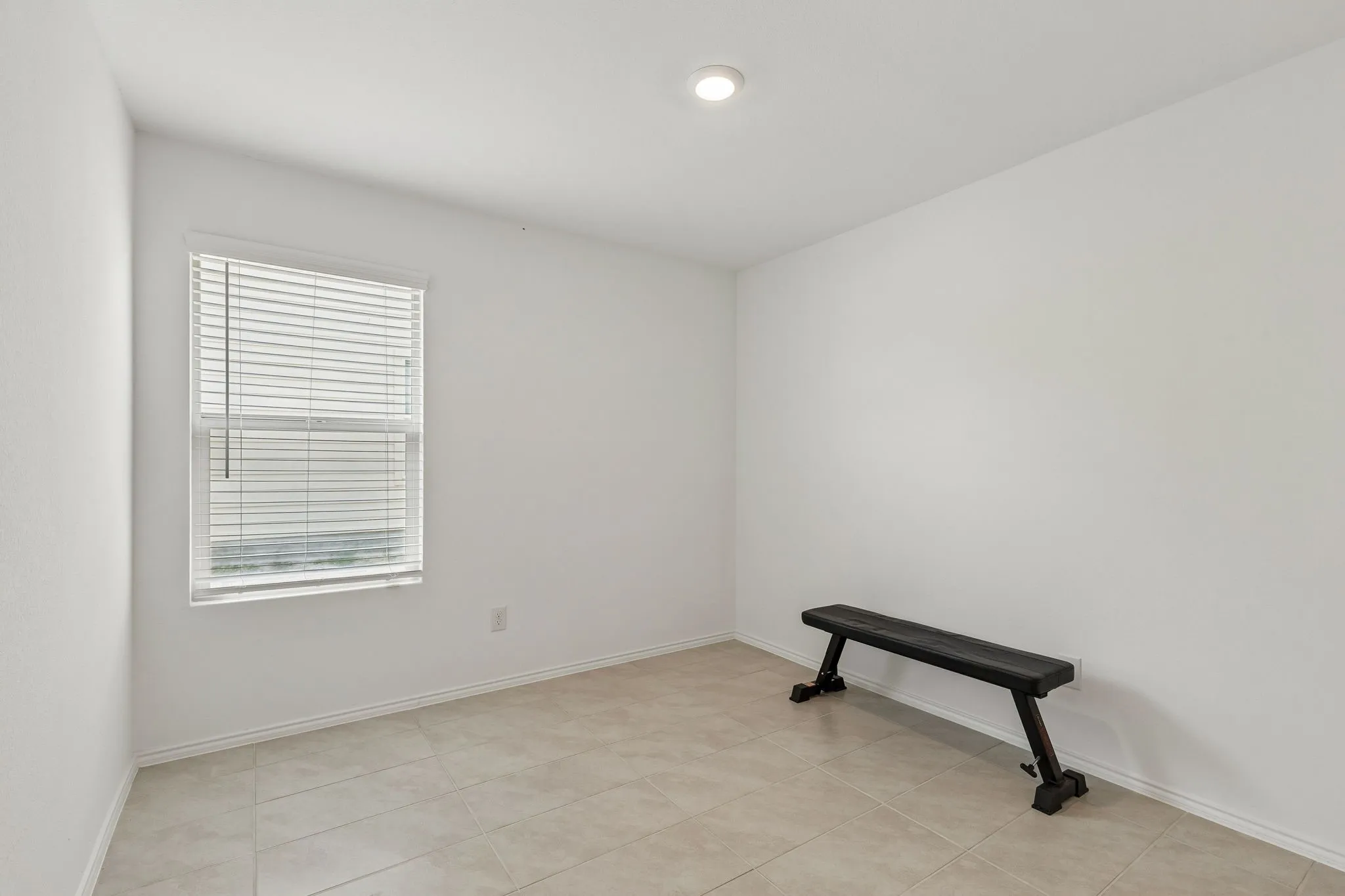 Single Family Residence For Sale in Denton County , 312 Dry Canyon Way, Fort Worth, Texas 76052, 3 Bedroom, 2 Bathroom, 2 Garage spaces, 1,268 Sqft, built in 2022, mls#21353000, Real Estate Agent in Fort Worth, Homes For Sale in Denton county, Homes For Sale in Fort Worth, Realtor in Fort Worth Texas, Real Estate Brokerage Independent Realty Texas, Luminita Cordes Realtor