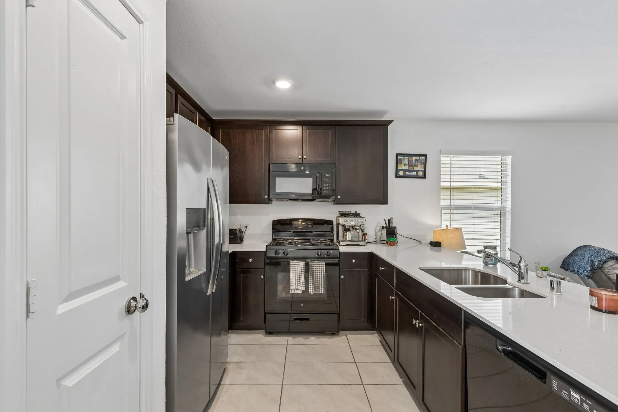 Single Family Residence For Sale in Denton County , 312 Dry Canyon Way, Fort Worth, Texas 76052, 3 Bedroom, 2 Bathroom, 2 Garage spaces, 1,268 Sqft, built in 2022, mls#21353000, Real Estate Agent in Fort Worth, Homes For Sale in Denton county, Homes For Sale in Fort Worth, Realtor in Fort Worth Texas, Real Estate Brokerage Independent Realty Texas, Luminita Cordes Realtor