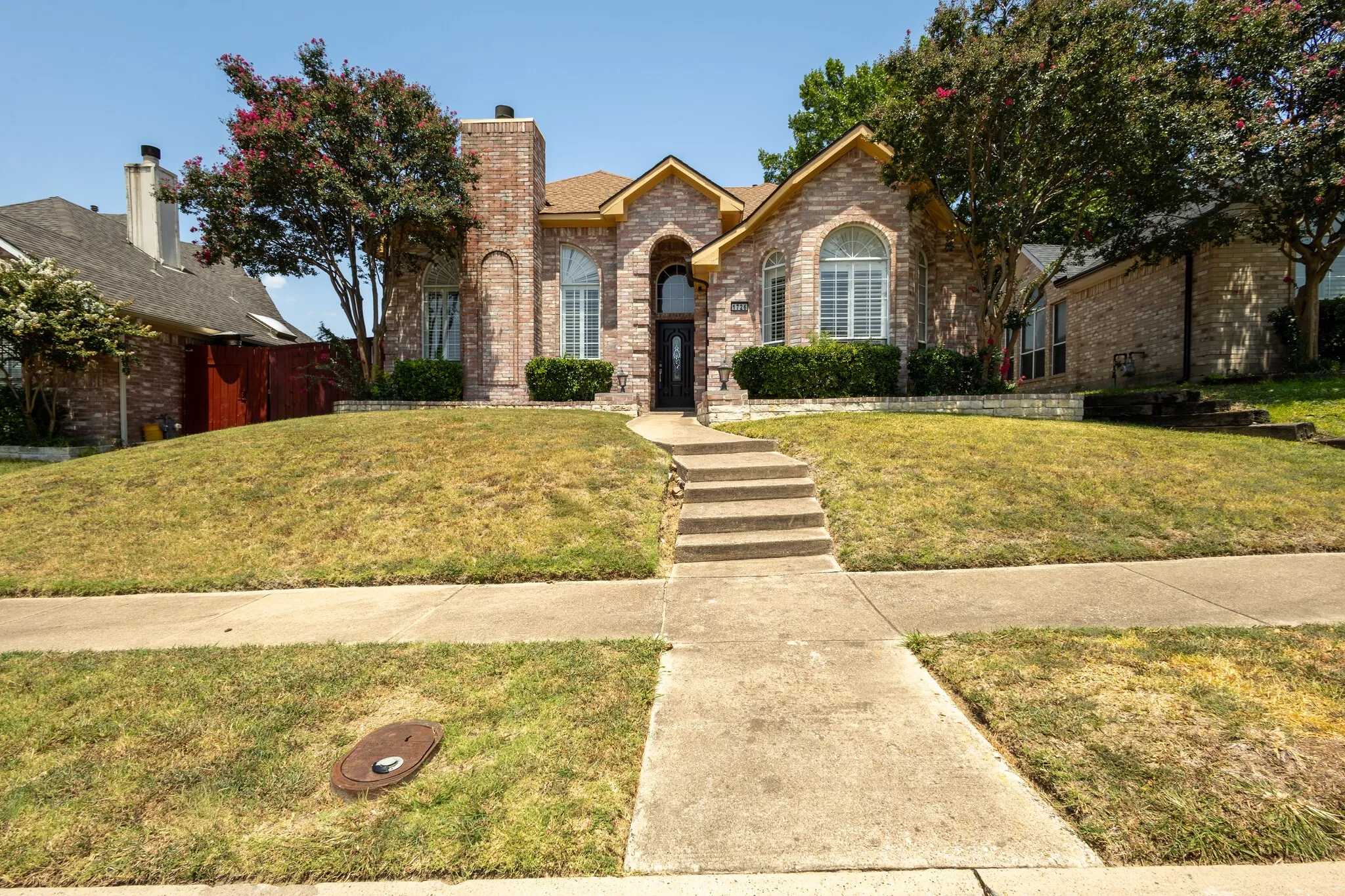 Single Family Residence For Rent in Dallas County , 1726 Northampton Drive, Rowlett, Texas 75089, 3 Bedroom, 3 Bathroom, 2 Garage spaces, 2,100 Sqft, built in 1993, mls#21351404, Real Estate Agent in Rowlett, Homes For Rent in Dallas county, Homes For Rent in Rowlett, Realtor in Rowlett Texas, Real Estate Brokerage Independent Realty Texas, Luminita Cordes Realtor