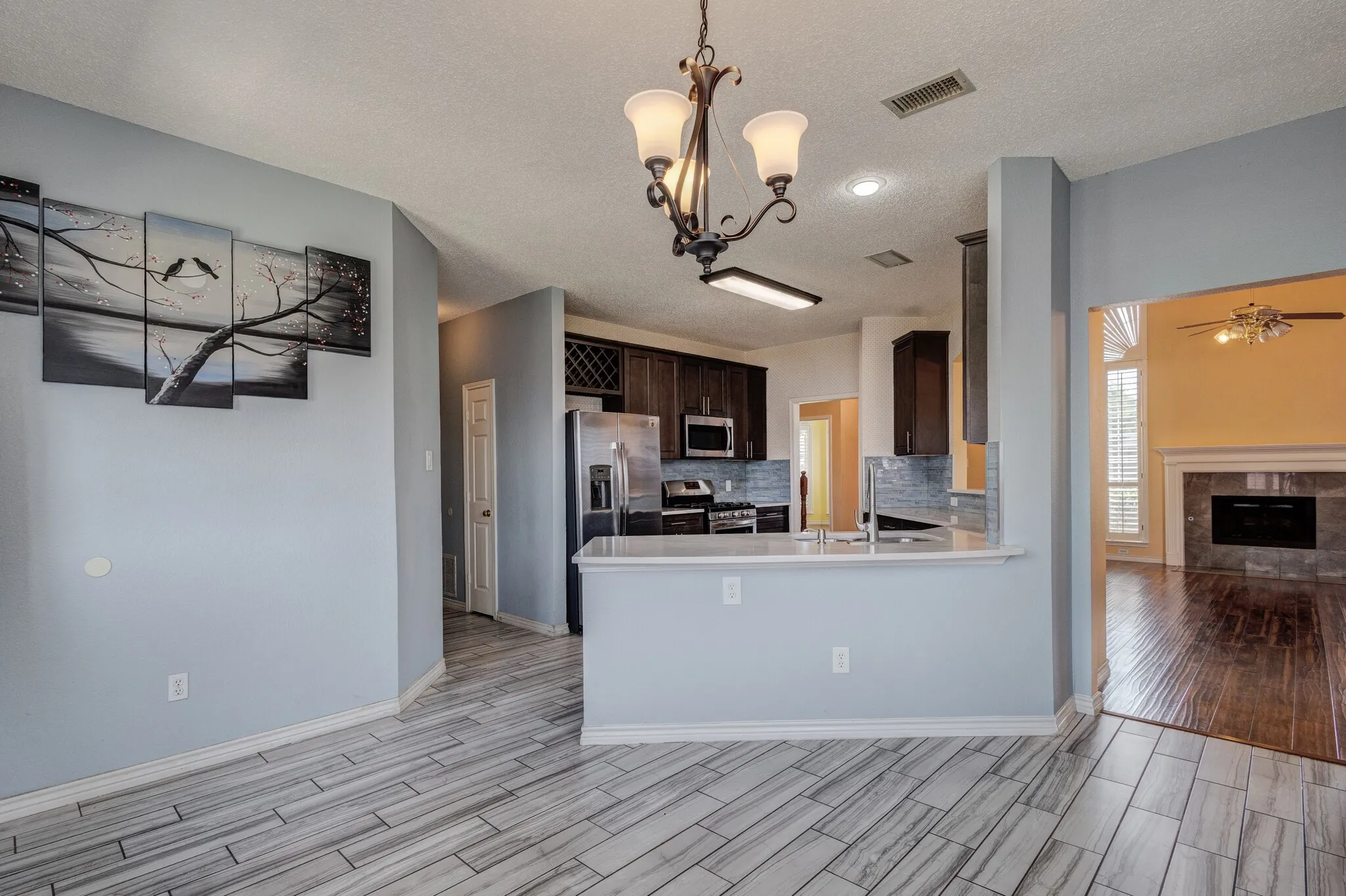 Single Family Residence For Rent in Dallas County , 1726 Northampton Drive, Rowlett, Texas 75089, 3 Bedroom, 3 Bathroom, 2 Garage spaces, 2,100 Sqft, built in 1993, mls#21351404, Real Estate Agent in Rowlett, Homes For Rent in Dallas county, Homes For Rent in Rowlett, Realtor in Rowlett Texas, Real Estate Brokerage Independent Realty Texas, Luminita Cordes Realtor