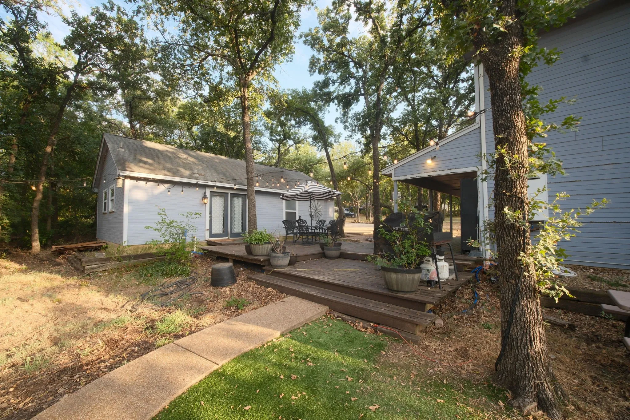 Single Family Residence For Sale in Tarrant County , 1937 Spring Drive, Keller, Texas 76262, 3 Bedroom, 3 Bathroom, 2 Garage spaces, 2,100 Sqft, built in 1984, mls#21352047, Real Estate Agent in Keller, Homes For Sale in Tarrant county, Homes For Sale in Keller, Realtor in Keller Texas, Real Estate Brokerage Independent Realty Texas, Luminita Cordes Realtor