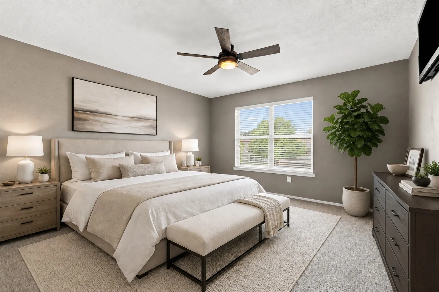 Single Family Residence For Sale in Dallas County , 12919 Woodbend Lane, Dallas, Texas 75243, 3 Bedroom, 3 Bathroom, Garage spaces, 1,620 Sqft, built in 1983, mls#21344638, Real Estate Agent in Dallas, Homes For Sale in Dallas county, Homes For Sale in Dallas, Realtor in Dallas Texas, Real Estate Brokerage Independent Realty Texas, Luminita Cordes Realtor