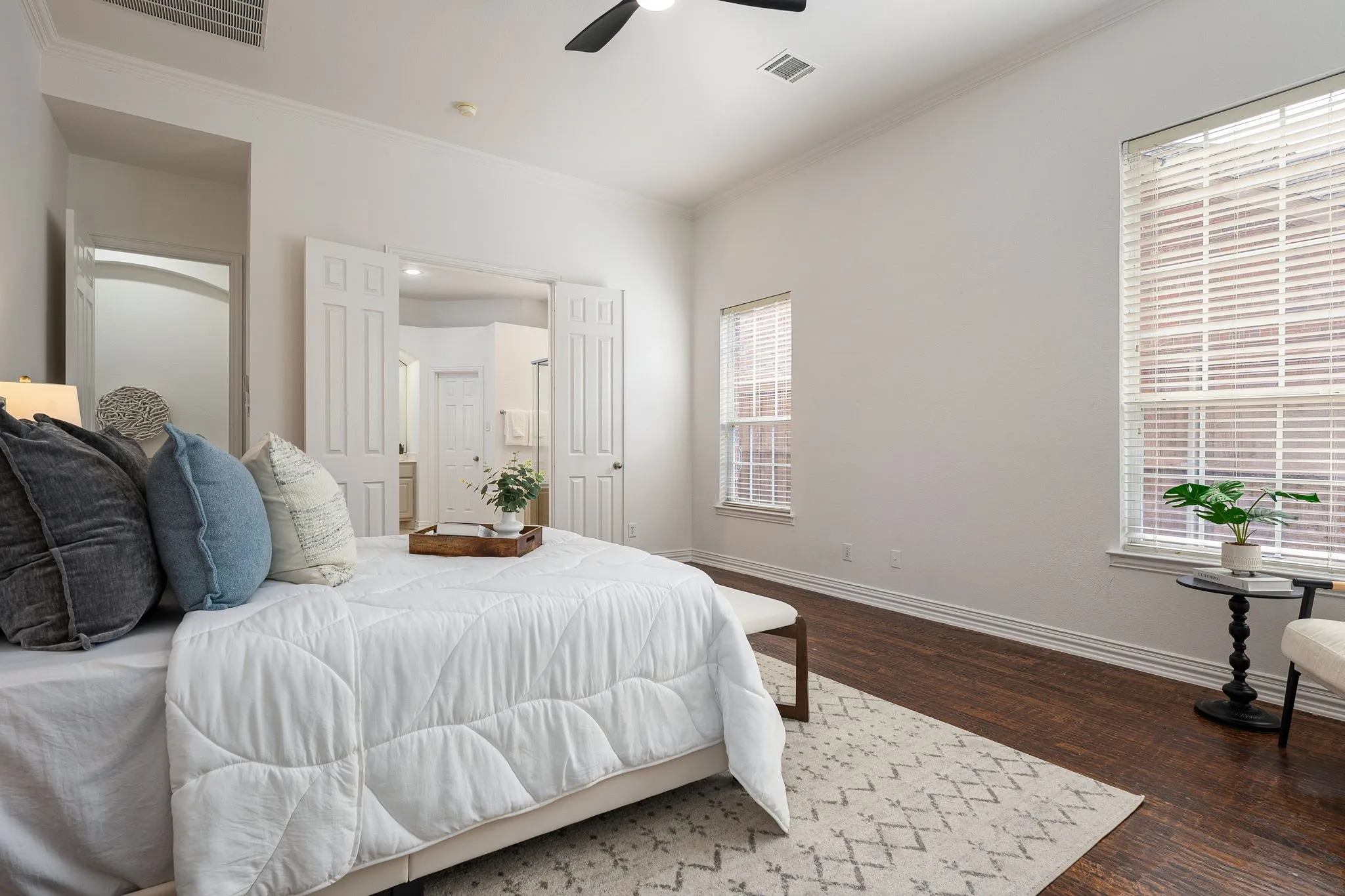 Single Family Residence For Sale in Denton County , 2180 Mustang Trail, Frisco, Texas 75033, 5 Bedroom, 4 Bathroom, 2 Garage spaces, 3,851 Sqft, built in 2004, mls#21353982, Real Estate Agent in Frisco, Homes For Sale in Denton county, Homes For Sale in Frisco, Realtor in Frisco Texas, Real Estate Brokerage Independent Realty Texas, Luminita Cordes Realtor