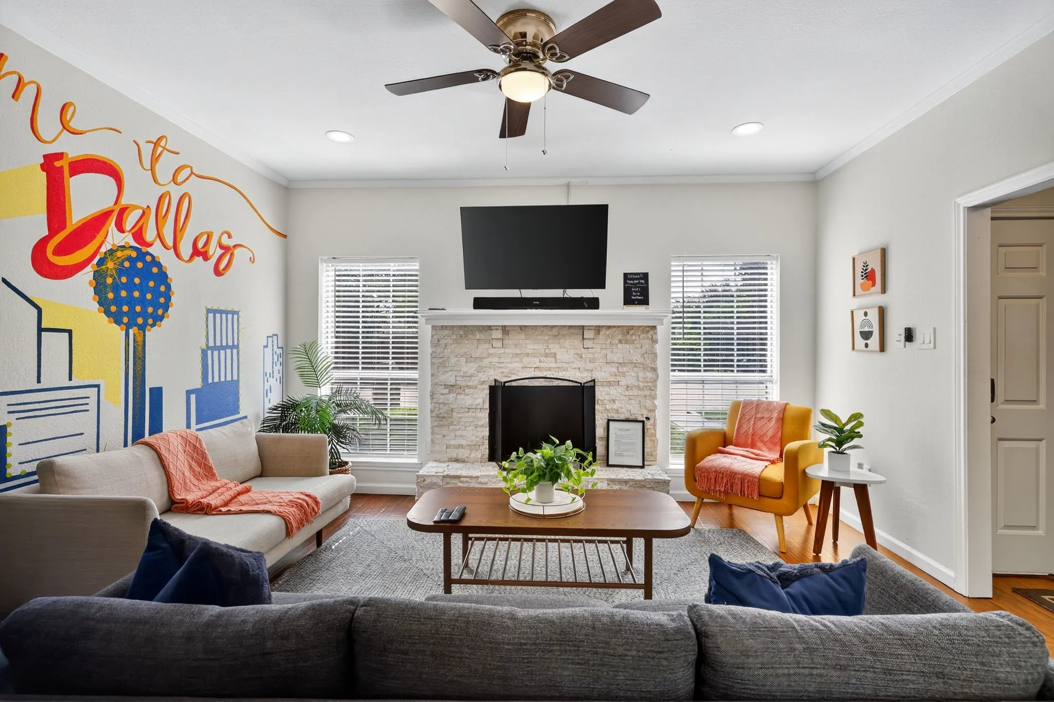 Single Family Residence For Sale in Dallas County , 2509 W Oakdale Road, Irving, Texas 75060, 3 Bedroom, 2 Bathroom, Garage spaces, 1,630 Sqft, built in 1983, mls#21354054, Real Estate Agent in Irving, Homes For Sale in Dallas county, Homes For Sale in Irving, Realtor in Irving Texas, Real Estate Brokerage Independent Realty Texas, Luminita Cordes Realtor