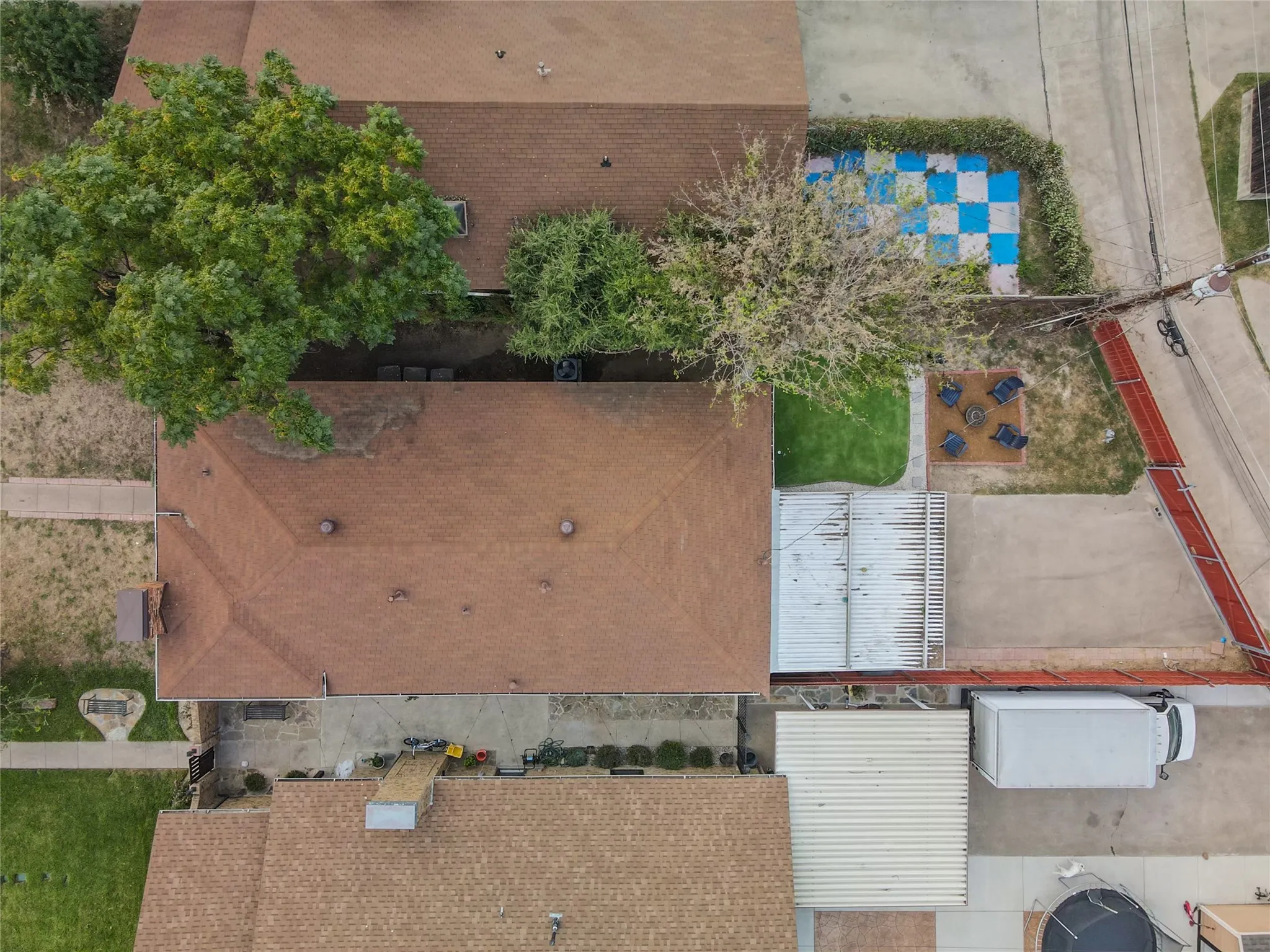 view of yard with gate