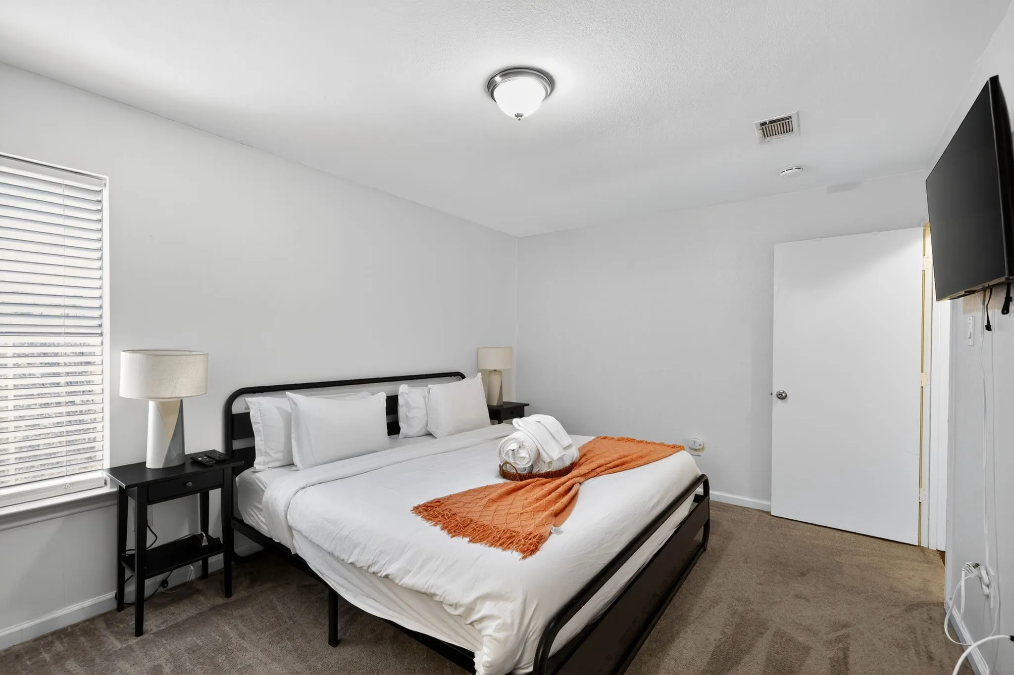 Large primary bedroom with ensuite bath