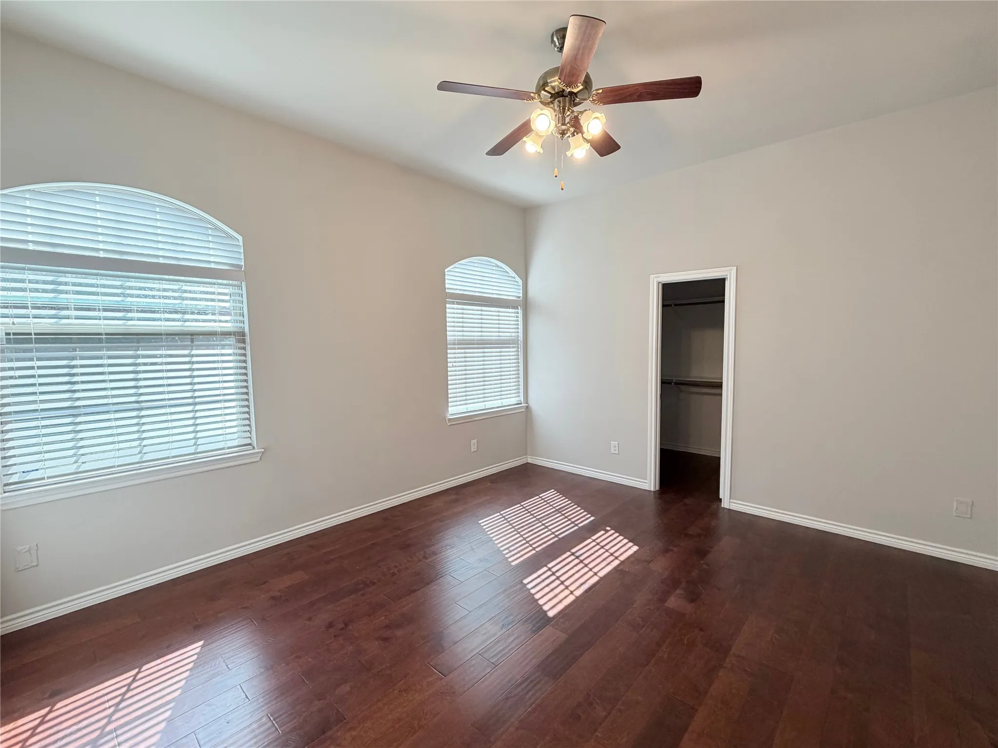 Townhouse For Rent in Dallas County , 12305 Halima Street, Dallas, Texas 75243, 4 Bedrooms, 4 Bathrooms, 2 Garage spaces, 2,397 Sqft, built in 2017, Price $2,800, mls#21354057, Real Estate Agent in Dallas, Homes For Rent in Dallas county, Homes For Rent in Dallas, Realtor in Dallas Texas, Real Estate Brokerage Independent Realty Texas, Luminita Cordes Realtor
