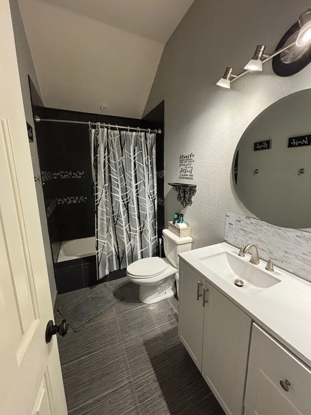 Single Family Residence For Rent in Collin County , 12236 Foothill Lane, Frisco, Texas 75035, 3 Bedroom, 2 Bathroom, 2 Garage spaces, 2,290 Sqft, built in 2001, mls#21354059, Real Estate Agent in Frisco, Homes For Rent in Collin county, Homes For Rent in Frisco, Realtor in Frisco Texas, Real Estate Brokerage Independent Realty Texas, Luminita Cordes Realtor