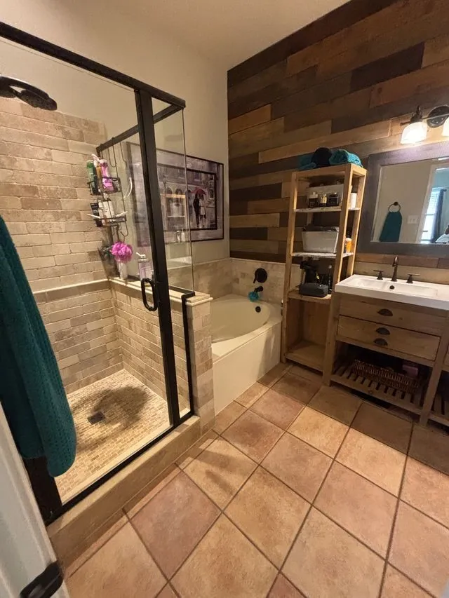 Single Family Residence For Rent in Collin County , 12236 Foothill Lane, Frisco, Texas 75035, 3 Bedroom, 2 Bathroom, 2 Garage spaces, 2,290 Sqft, built in 2001, mls#21354059, Real Estate Agent in Frisco, Homes For Rent in Collin county, Homes For Rent in Frisco, Realtor in Frisco Texas, Real Estate Brokerage Independent Realty Texas, Luminita Cordes Realtor