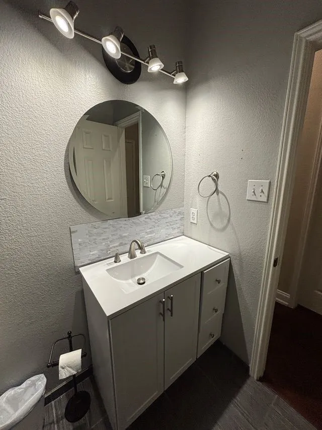 Single Family Residence For Rent in Collin County , 12236 Foothill Lane, Frisco, Texas 75035, 3 Bedroom, 2 Bathroom, 2 Garage spaces, 2,290 Sqft, built in 2001, mls#21354059, Real Estate Agent in Frisco, Homes For Rent in Collin county, Homes For Rent in Frisco, Realtor in Frisco Texas, Real Estate Brokerage Independent Realty Texas, Luminita Cordes Realtor
