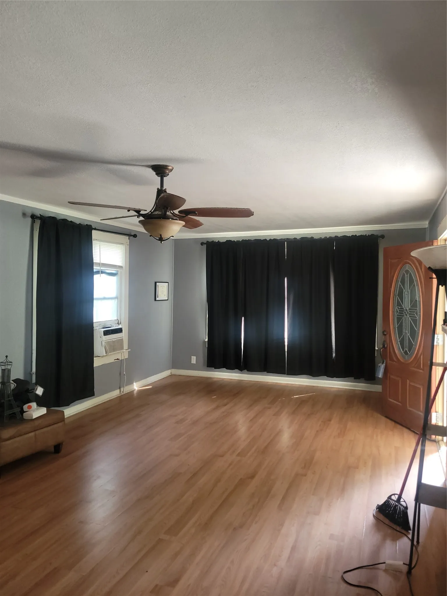 Single Family Residence For Sale in Brown County , 1701 6th Street, Brownwood, Texas 76801, 3 Bedrooms, 2 Bathrooms, Garage spaces, 1,885 Sqft, built in 1900, Price $95,000, mls#21345891, Real Estate Agent in Brownwood, Homes For Sale in Brown county, Homes For Sale in Brownwood, Realtor in Brownwood Texas, Real Estate Brokerage Independent Realty Texas, Luminita Cordes Realtor