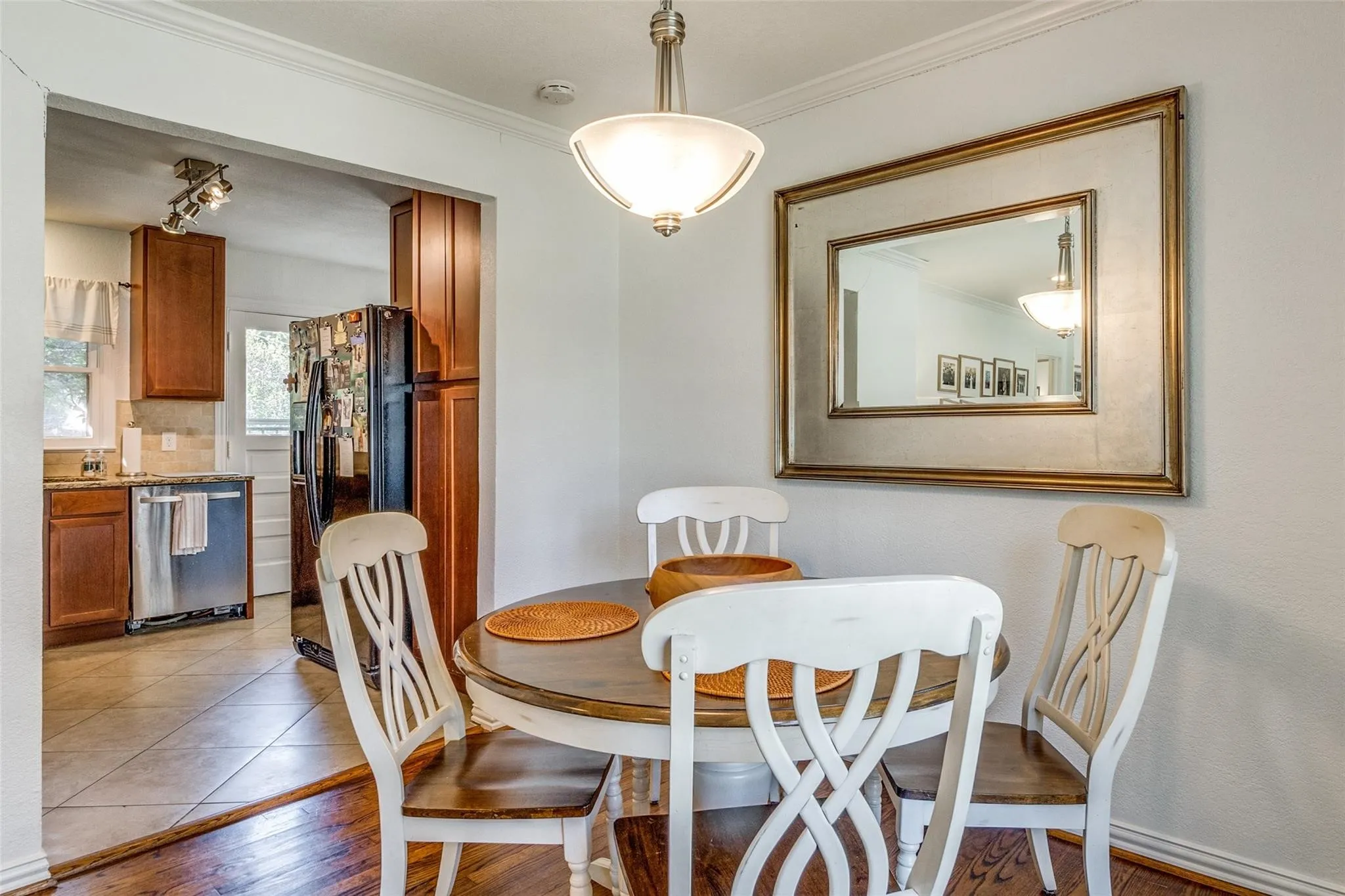 Single Family Residence For Rent in Dallas County , 3732 Seguin Drive, Dallas, Texas 75220, 3 Bedroom, 1 Bathroom, 1 Garage spaces, 1,002 Sqft, built in 1951, mls#21352824, Real Estate Agent in Dallas, Homes For Rent in Dallas county, Homes For Rent in Dallas, Realtor in Dallas Texas, Real Estate Brokerage Independent Realty Texas, Luminita Cordes Realtor