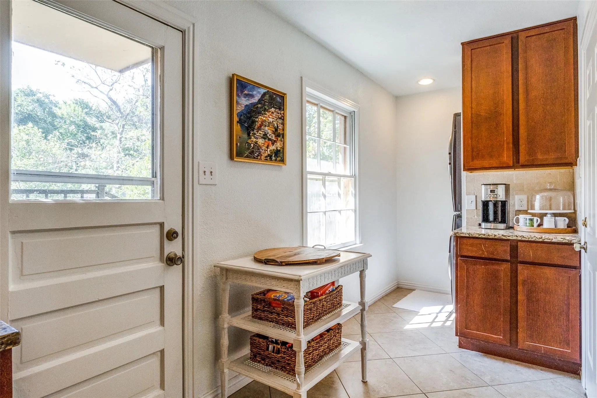 Single Family Residence For Rent in Dallas County , 3732 Seguin Drive, Dallas, Texas 75220, 3 Bedroom, 1 Bathroom, 1 Garage spaces, 1,002 Sqft, built in 1951, mls#21352824, Real Estate Agent in Dallas, Homes For Rent in Dallas county, Homes For Rent in Dallas, Realtor in Dallas Texas, Real Estate Brokerage Independent Realty Texas, Luminita Cordes Realtor