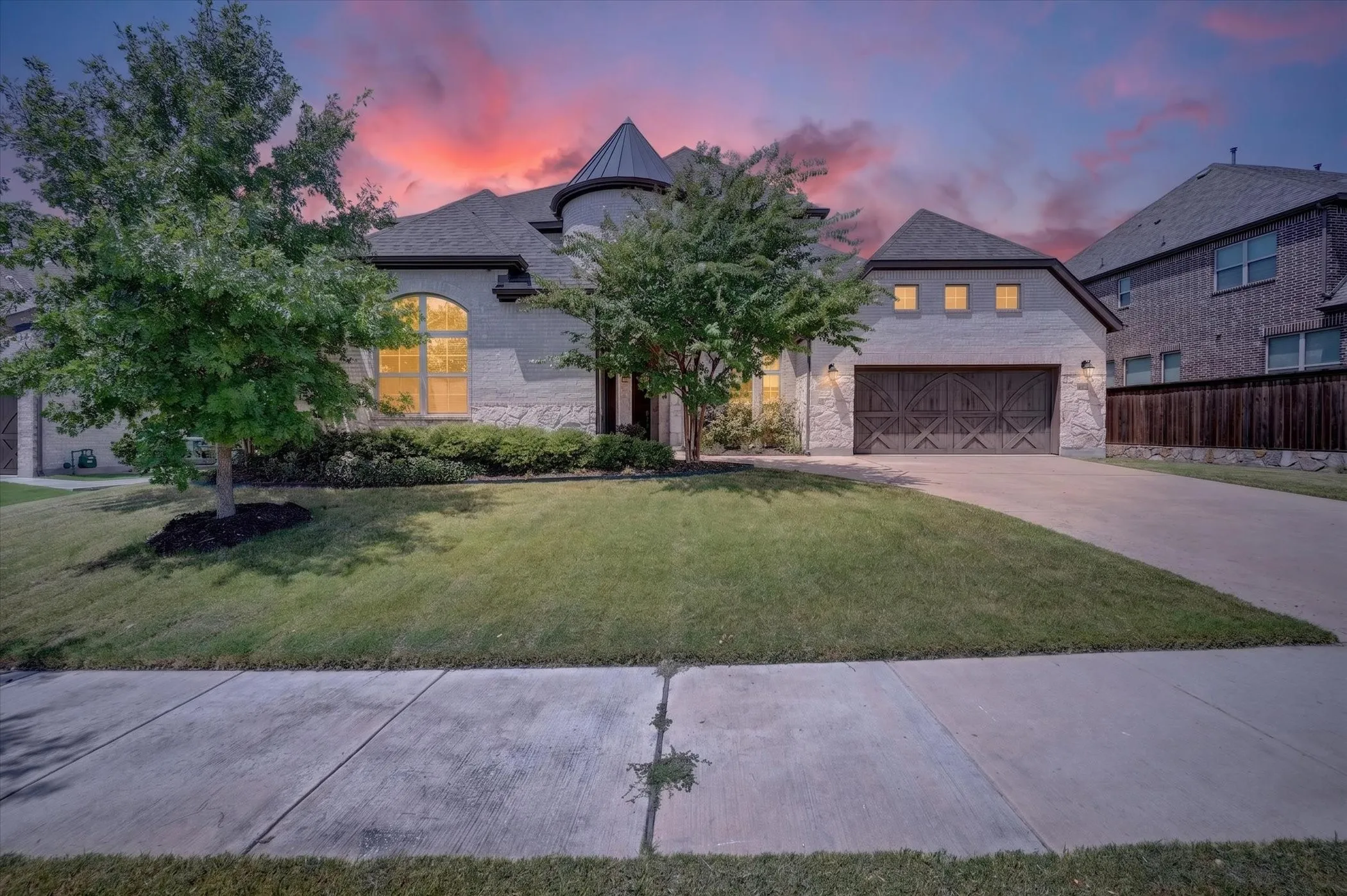 Single Family Residence For Sale in Collin County , 13683 Fernando Road, Frisco, Texas 75035, 5 Bedroom, 5 Bathroom, 3 Garage spaces, 4,605 Sqft, built in 2020, mls#21353863, Real Estate Agent in Frisco, Homes For Sale in Collin county, Homes For Sale in Frisco, Realtor in Frisco Texas, Real Estate Brokerage Independent Realty Texas, Luminita Cordes Realtor