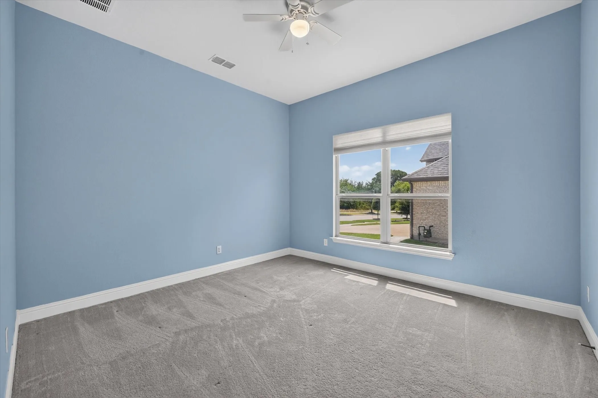 Single Family Residence For Sale in Collin County , 13683 Fernando Road, Frisco, Texas 75035, 5 Bedroom, 5 Bathroom, 3 Garage spaces, 4,605 Sqft, built in 2020, mls#21353863, Real Estate Agent in Frisco, Homes For Sale in Collin county, Homes For Sale in Frisco, Realtor in Frisco Texas, Real Estate Brokerage Independent Realty Texas, Luminita Cordes Realtor