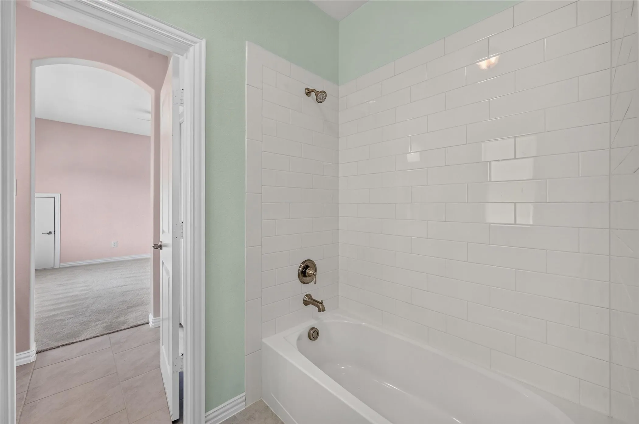 Single Family Residence For Sale in Collin County , 13683 Fernando Road, Frisco, Texas 75035, 5 Bedroom, 5 Bathroom, 3 Garage spaces, 4,605 Sqft, built in 2020, mls#21353863, Real Estate Agent in Frisco, Homes For Sale in Collin county, Homes For Sale in Frisco, Realtor in Frisco Texas, Real Estate Brokerage Independent Realty Texas, Luminita Cordes Realtor