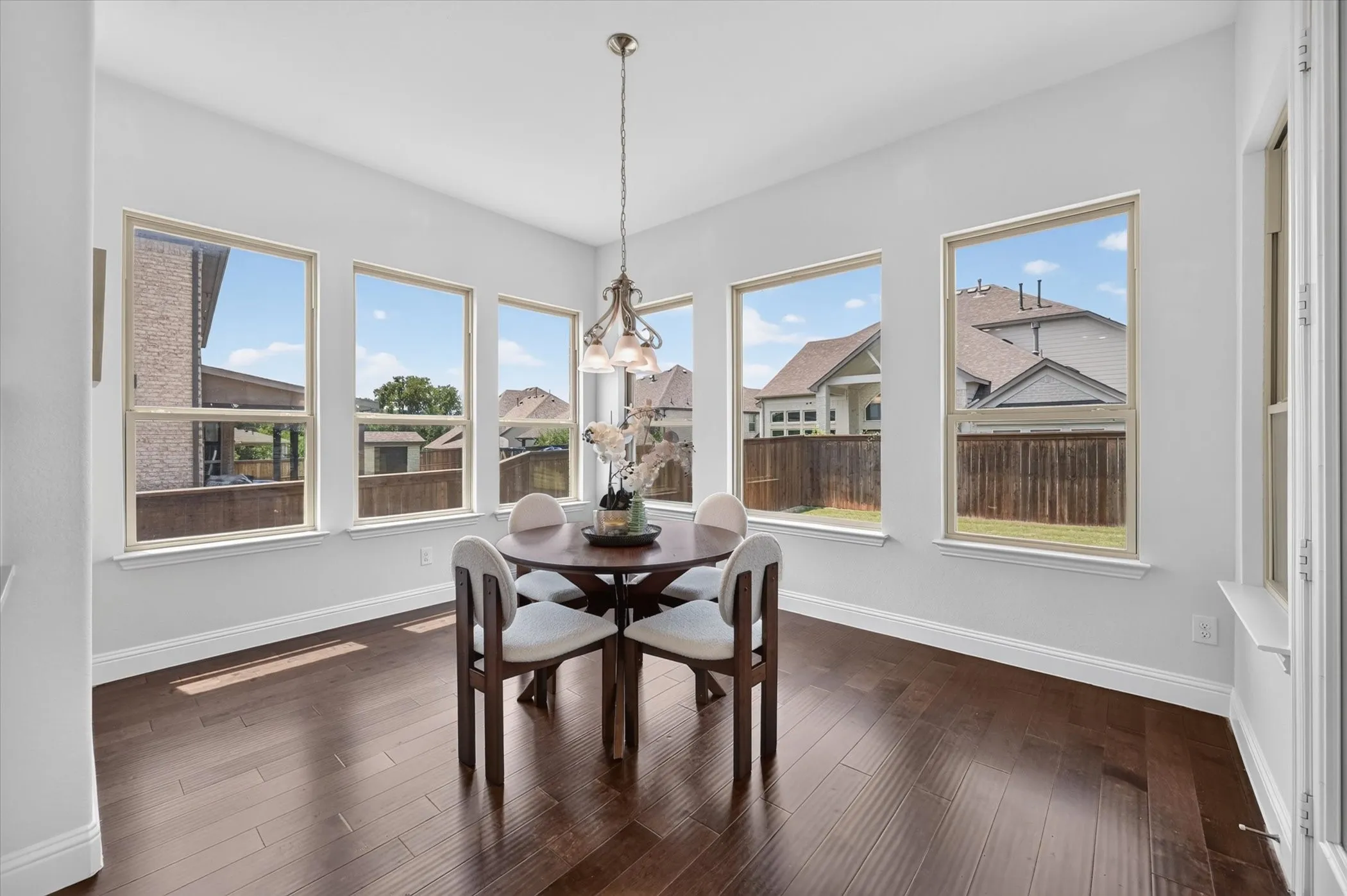 Single Family Residence For Sale in Collin County , 13683 Fernando Road, Frisco, Texas 75035, 5 Bedroom, 5 Bathroom, 3 Garage spaces, 4,605 Sqft, built in 2020, mls#21353863, Real Estate Agent in Frisco, Homes For Sale in Collin county, Homes For Sale in Frisco, Realtor in Frisco Texas, Real Estate Brokerage Independent Realty Texas, Luminita Cordes Realtor