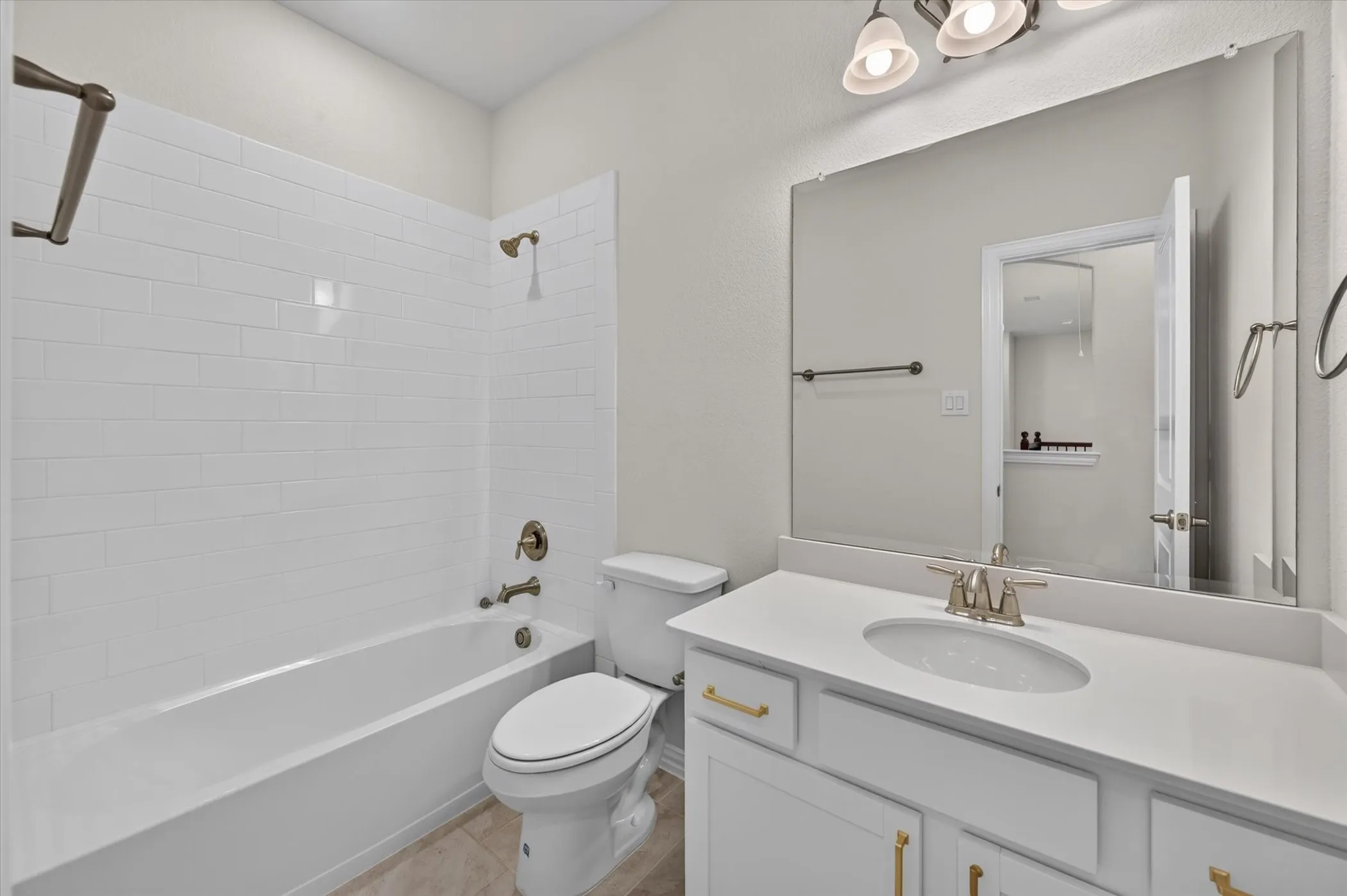 Single Family Residence For Sale in Collin County , 13683 Fernando Road, Frisco, Texas 75035, 5 Bedroom, 5 Bathroom, 3 Garage spaces, 4,605 Sqft, built in 2020, mls#21353863, Real Estate Agent in Frisco, Homes For Sale in Collin county, Homes For Sale in Frisco, Realtor in Frisco Texas, Real Estate Brokerage Independent Realty Texas, Luminita Cordes Realtor