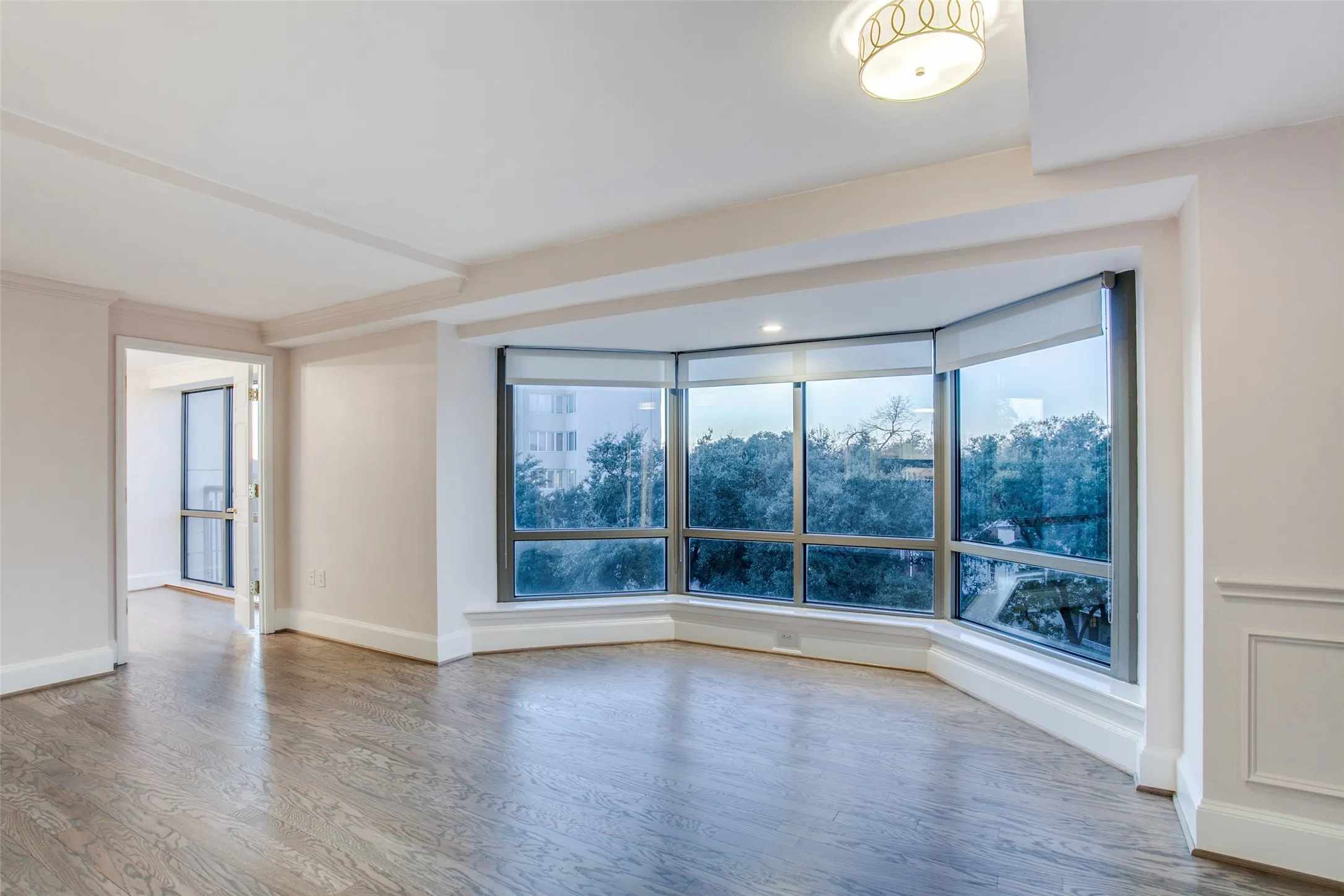 Condominium For Rent in Dallas County , 4242 Lomo Alto Drive N51, Highland Park, Texas 75219, 2 Bedroom, 3 Bathroom, 1 Garage spaces, 1,510 Sqft, built in 1950, mls#21353900, Real Estate Agent in Highland Park, Homes For Rent in Dallas county, Homes For Rent in Highland Park, Realtor in Highland Park Texas, Real Estate Brokerage Independent Realty Texas, Luminita Cordes Realtor