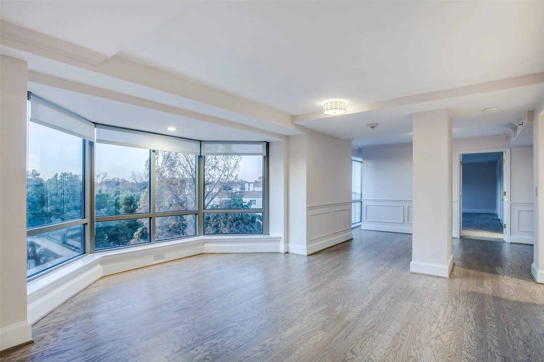 Condominium For Rent in Dallas County , 4242 Lomo Alto Drive N51, Highland Park, Texas 75219, 2 Bedroom, 3 Bathroom, 1 Garage spaces, 1,510 Sqft, built in 1950, mls#21353900, Real Estate Agent in Highland Park, Homes For Rent in Dallas county, Homes For Rent in Highland Park, Realtor in Highland Park Texas, Real Estate Brokerage Independent Realty Texas, Luminita Cordes Realtor