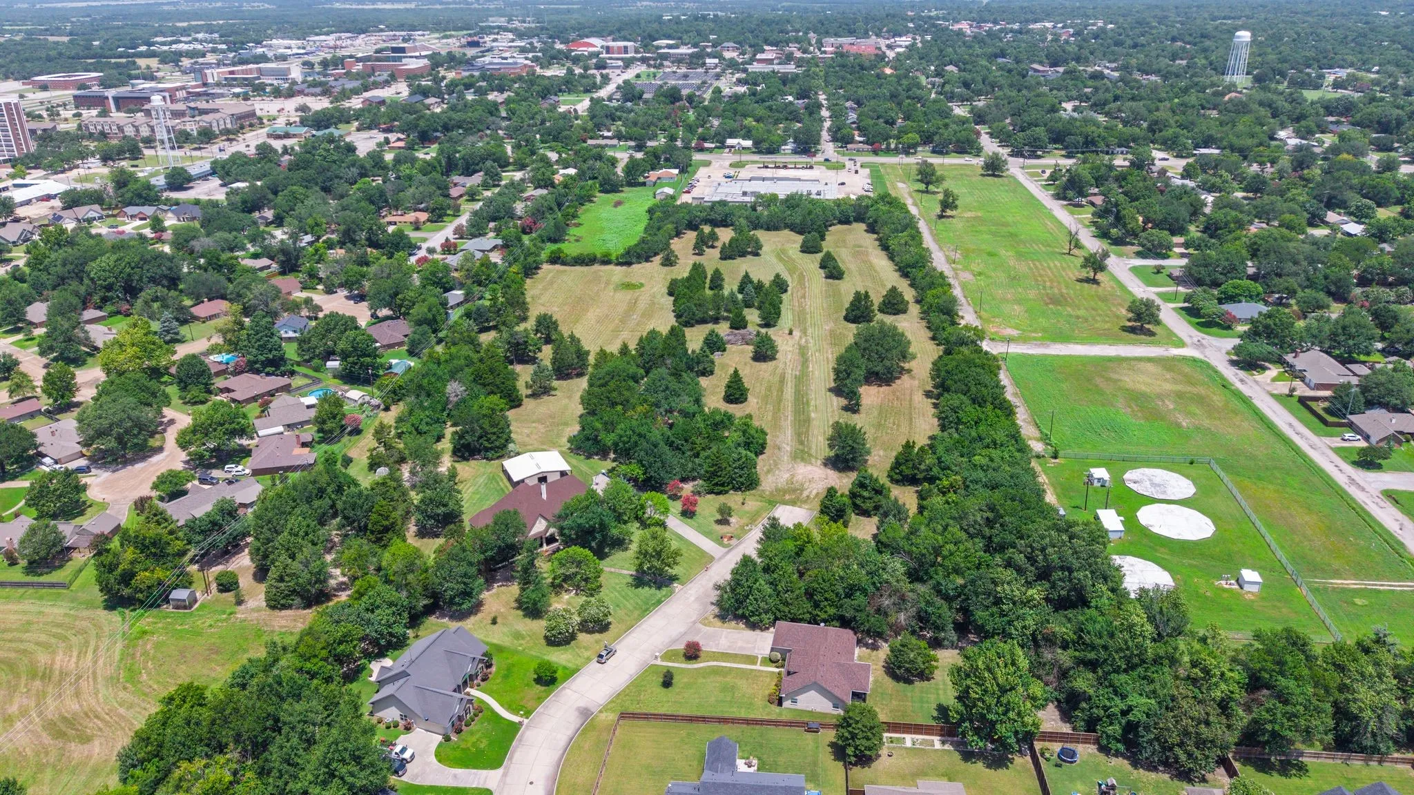 Unimproved Land For Sale in Hunt County , TRACT 20 Monroe Street, Commerce, Texas 75428, 0, 0, Garage spaces, 0 Sqft, built in 0, mls#21354049, Real Estate Agent in Commerce, Homes For Sale in Hunt county, Homes For Sale in Commerce, Realtor in Commerce Texas, Real Estate Brokerage Independent Realty Texas, Luminita Cordes Realtor