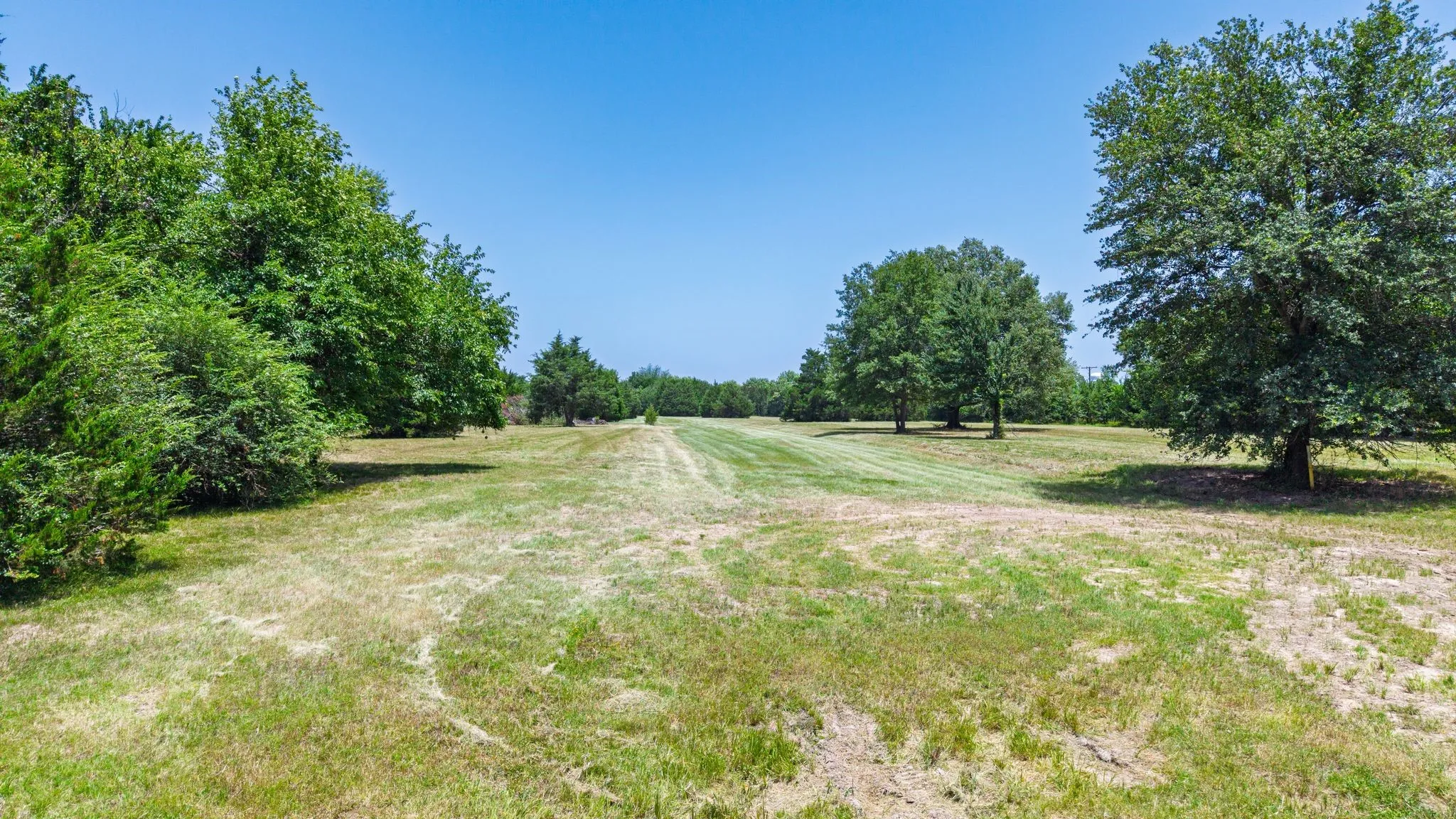 Unimproved Land For Sale in Hunt County , TRACT 20 Monroe Street, Commerce, Texas 75428, 0, 0, Garage spaces, 0 Sqft, built in 0, mls#21354049, Real Estate Agent in Commerce, Homes For Sale in Hunt county, Homes For Sale in Commerce, Realtor in Commerce Texas, Real Estate Brokerage Independent Realty Texas, Luminita Cordes Realtor