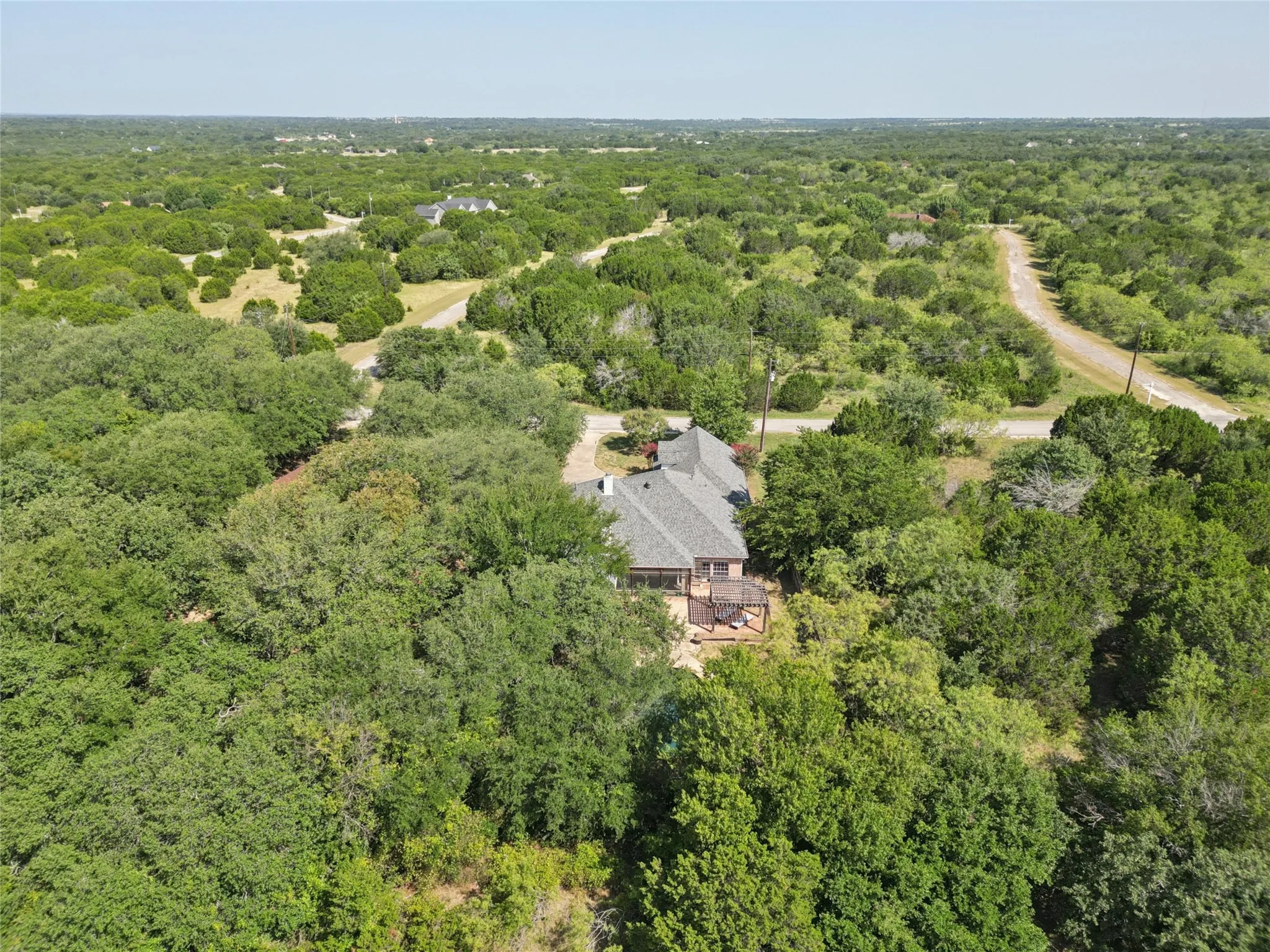 Single Family Residence For Sale in Hill County , 43192 Fringewood Drive, Whitney, Texas 76692, 3 Bedroom, 3 Bathroom, 3 Garage spaces, 2,325 Sqft, built in 2002, mls#21354046, Real Estate Agent in Whitney, Homes For Sale in Hill county, Homes For Sale in Whitney, Realtor in Whitney Texas, Real Estate Brokerage Independent Realty Texas, Luminita Cordes Realtor