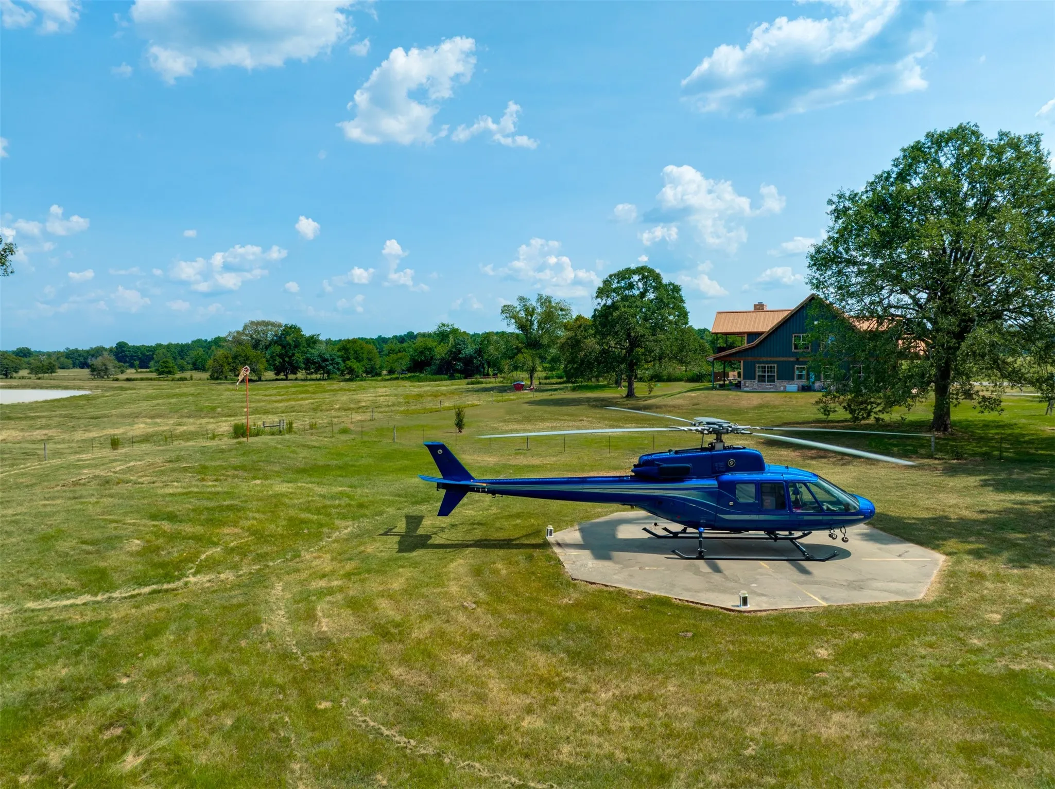 Single Family Residence For Sale in Red River (TX) County , 1521 County Road 3117, Clarksville, Texas 75426, 3 Bedroom, 5 Bathroom, 3 Garage spaces, 4,723 Sqft, built in 2012, mls#21353858, Real Estate Agent in Clarksville, Homes For Sale in Red River (TX) county, Homes For Sale in Clarksville, Realtor in Clarksville Texas, Real Estate Brokerage Independent Realty Texas, Luminita Cordes Realtor