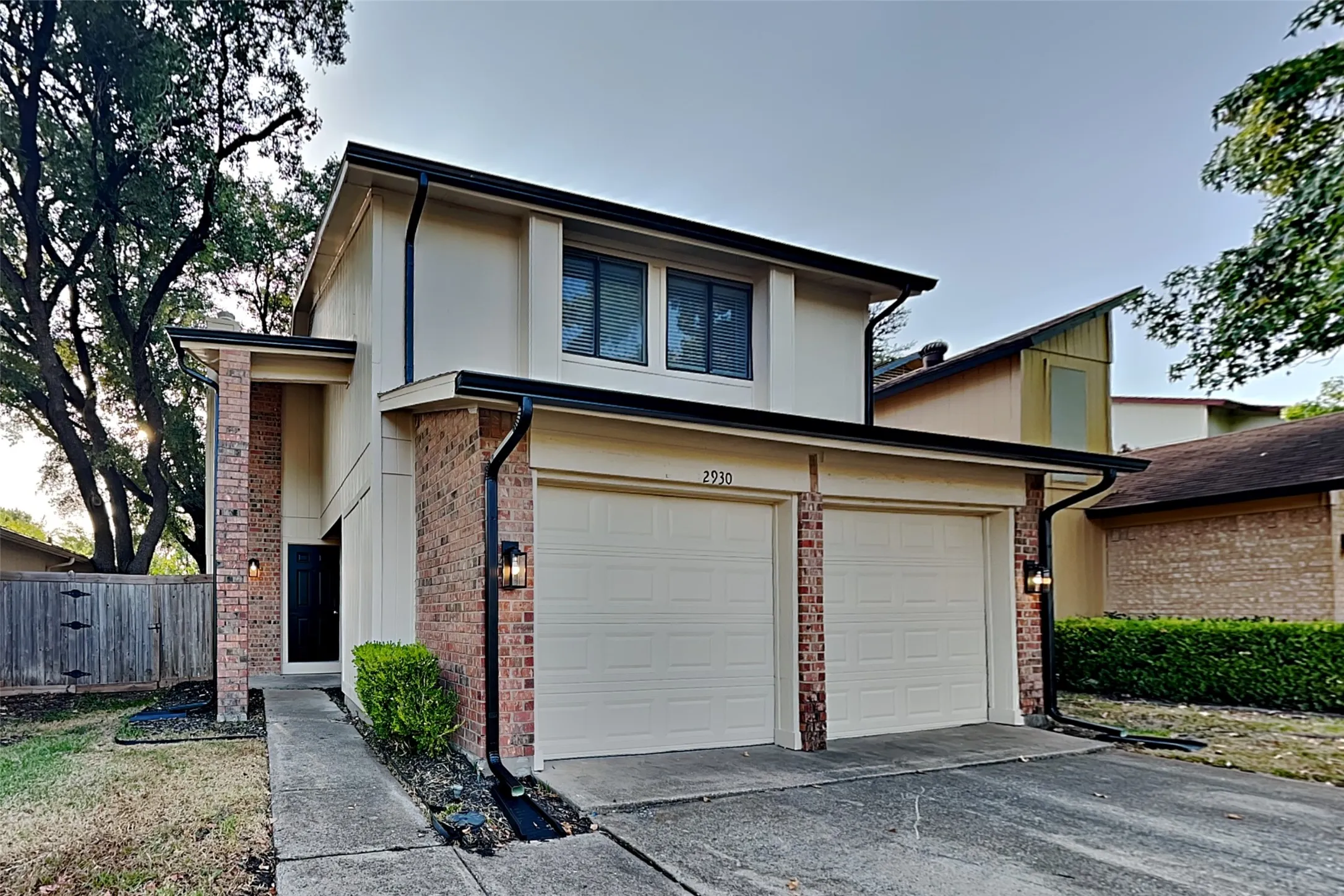 Single Family Residence For Rent in Dallas County , 2930 Canis Circle, Garland, Texas 75044, 3 Bedroom, 3 Bathroom, 2 Garage spaces, 1,540 Sqft, built in 1979, mls#21354076, Real Estate Agent in Garland, Homes For Rent in Dallas county, Homes For Rent in Garland, Realtor in Garland Texas, Real Estate Brokerage Independent Realty Texas, Luminita Cordes Realtor