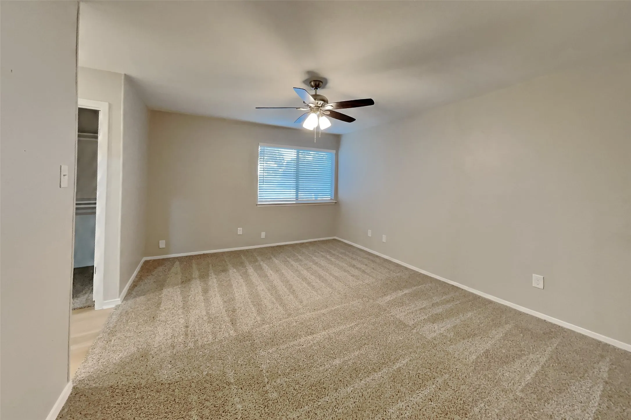 Single Family Residence For Rent in Dallas County , 2930 Canis Circle, Garland, Texas 75044, 3 Bedroom, 3 Bathroom, 2 Garage spaces, 1,540 Sqft, built in 1979, mls#21354076, Real Estate Agent in Garland, Homes For Rent in Dallas county, Homes For Rent in Garland, Realtor in Garland Texas, Real Estate Brokerage Independent Realty Texas, Luminita Cordes Realtor