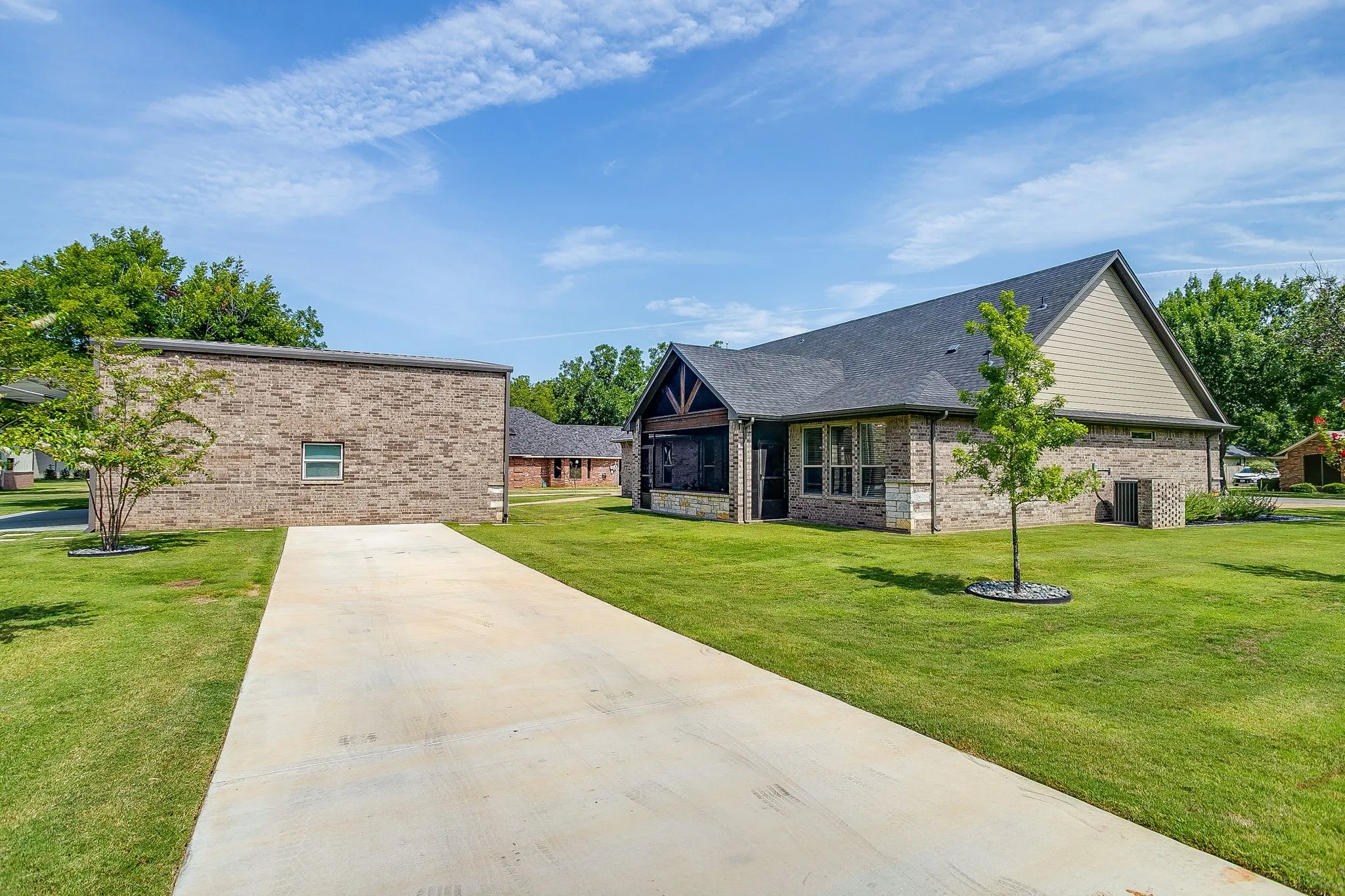 Single Family Residence For Sale in Hood County , 5418 Wedgefield Road, Granbury, Texas 76049, 4 Bedroom, 3 Bathroom, 2 Garage spaces, 2,309 Sqft, built in 2020, mls#21349504, Real Estate Agent in Granbury, Homes For Sale in Hood county, Homes For Sale in Granbury, Realtor in Granbury Texas, Real Estate Brokerage Independent Realty Texas, Luminita Cordes Realtor