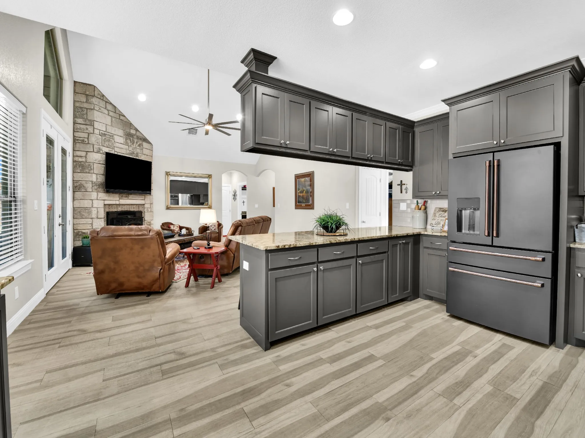 Single Family Residence For Sale in Hood County , 5418 Wedgefield Road, Granbury, Texas 76049, 4 Bedroom, 3 Bathroom, 2 Garage spaces, 2,309 Sqft, built in 2020, mls#21349504, Real Estate Agent in Granbury, Homes For Sale in Hood county, Homes For Sale in Granbury, Realtor in Granbury Texas, Real Estate Brokerage Independent Realty Texas, Luminita Cordes Realtor