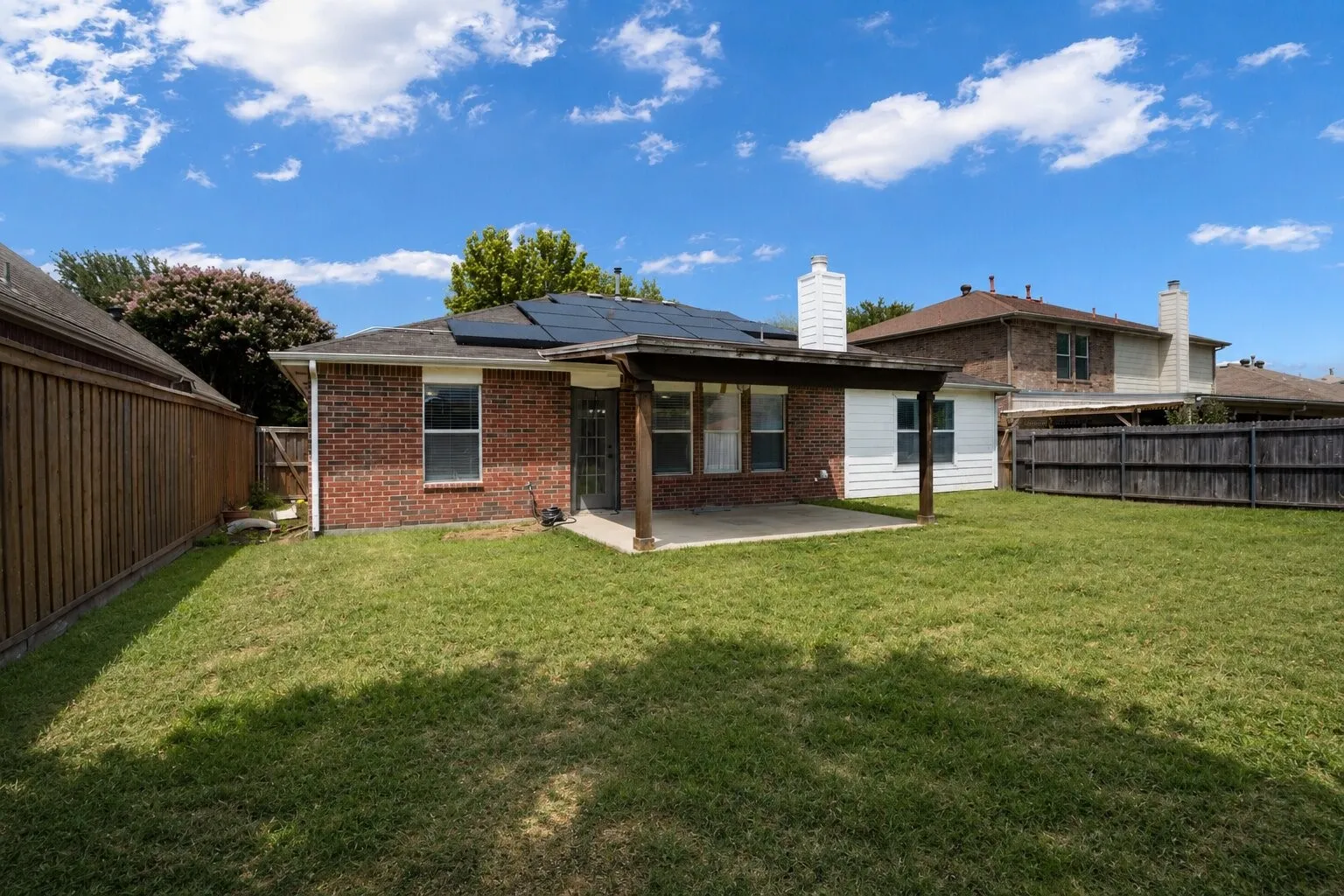 Single Family Residence For Sale in Denton County , 4306 Wood Stone Circle, Corinth, Texas 76208, 4 Bedroom, 2 Bathroom, 2 Garage spaces, 1,993 Sqft, built in 2004, mls#21350711, Real Estate Agent in Corinth, Homes For Sale in Denton county, Homes For Sale in Corinth, Realtor in Corinth Texas, Real Estate Brokerage Independent Realty Texas, Luminita Cordes Realtor