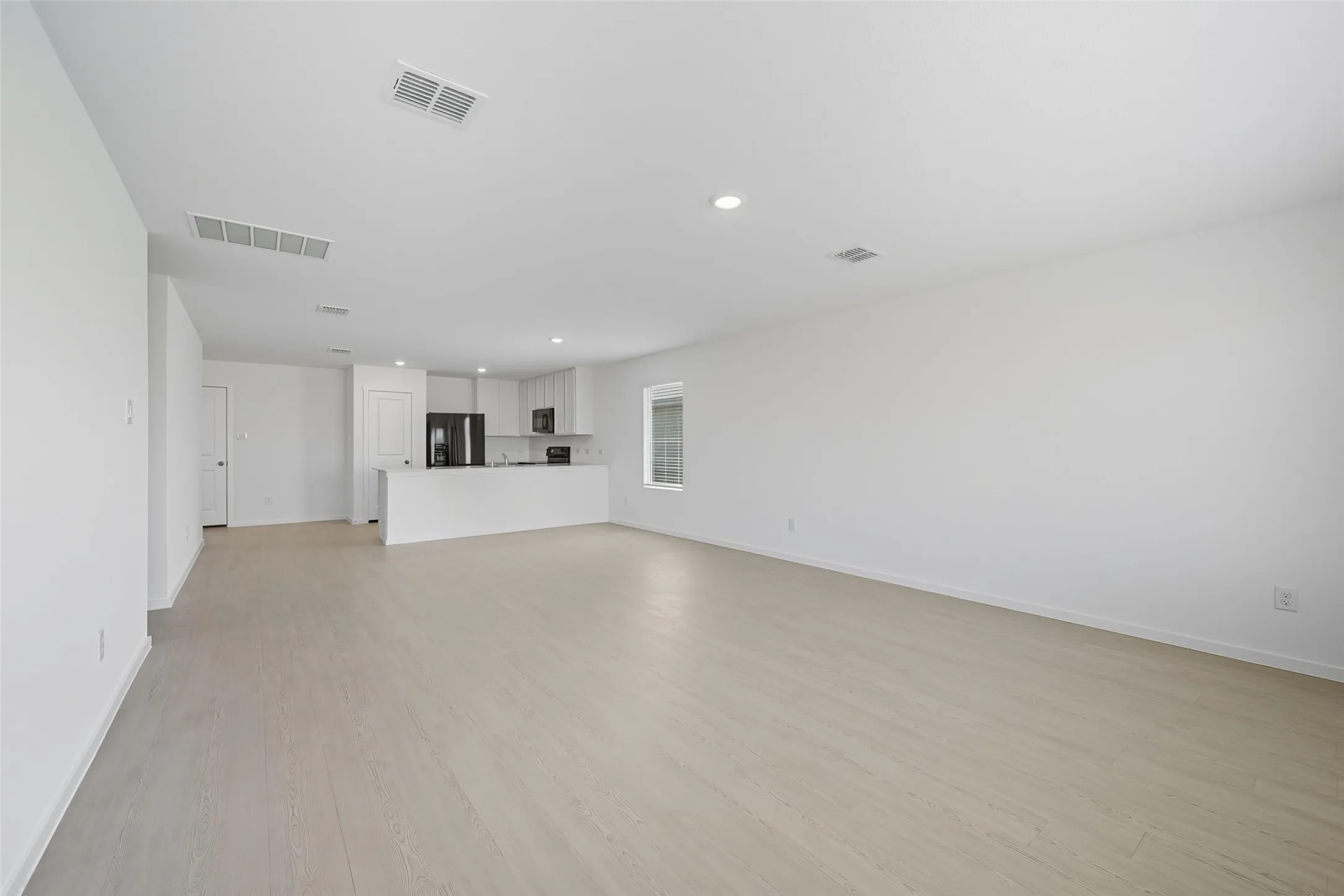 Single Family Residence For Rent in Collin County , 638 Montclair Avenue, Princeton, Texas 75407, 3 Bedroom, 2 Bathroom, 2 Garage spaces, 1,474 Sqft, built in 2025, mls#21354085, Real Estate Agent in Princeton, Homes For Rent in Collin county, Homes For Rent in Princeton, Realtor in Princeton Texas, Real Estate Brokerage Independent Realty Texas, Luminita Cordes Realtor