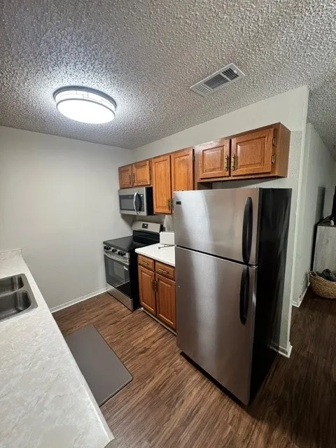 Duplex For Rent in Taylor County , 985 Minter Lane, Abilene, Texas 79603, 2 Bedroom, 2 Bathroom, Garage spaces, 2,250 Sqft, built in 1977, mls#21354087, Real Estate Agent in Abilene, Homes For Rent in Taylor county, Homes For Rent in Abilene, Realtor in Abilene Texas, Real Estate Brokerage Independent Realty Texas, Luminita Cordes Realtor