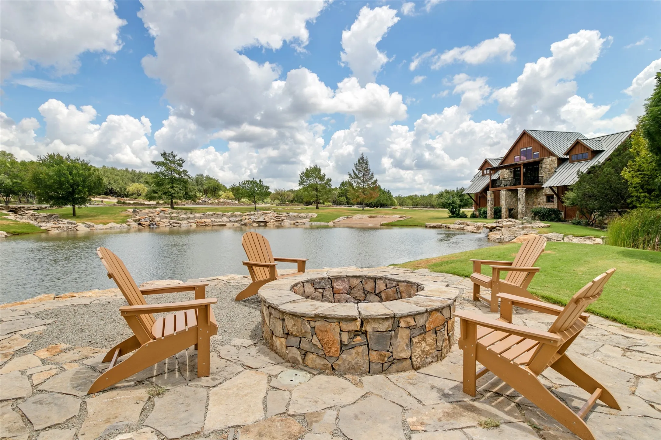 Townhouse For Sale in Palo Pinto County , 2030 Harbor Way 401, Possum Kingdom Lake, Texas 76449, 1 Bedroom, 2 Bathrooms, 1 Garage spaces, 1,462 Sqft, built in 2008, Price $369,500, mls#21349129, Real Estate Agent in Possum Kingdom Lake, Homes For Sale in Palo Pinto county, Homes For Sale in Possum Kingdom Lake, Realtor in Possum Kingdom Lake Texas, Real Estate Brokerage Independent Realty Texas, Luminita Cordes Realtor