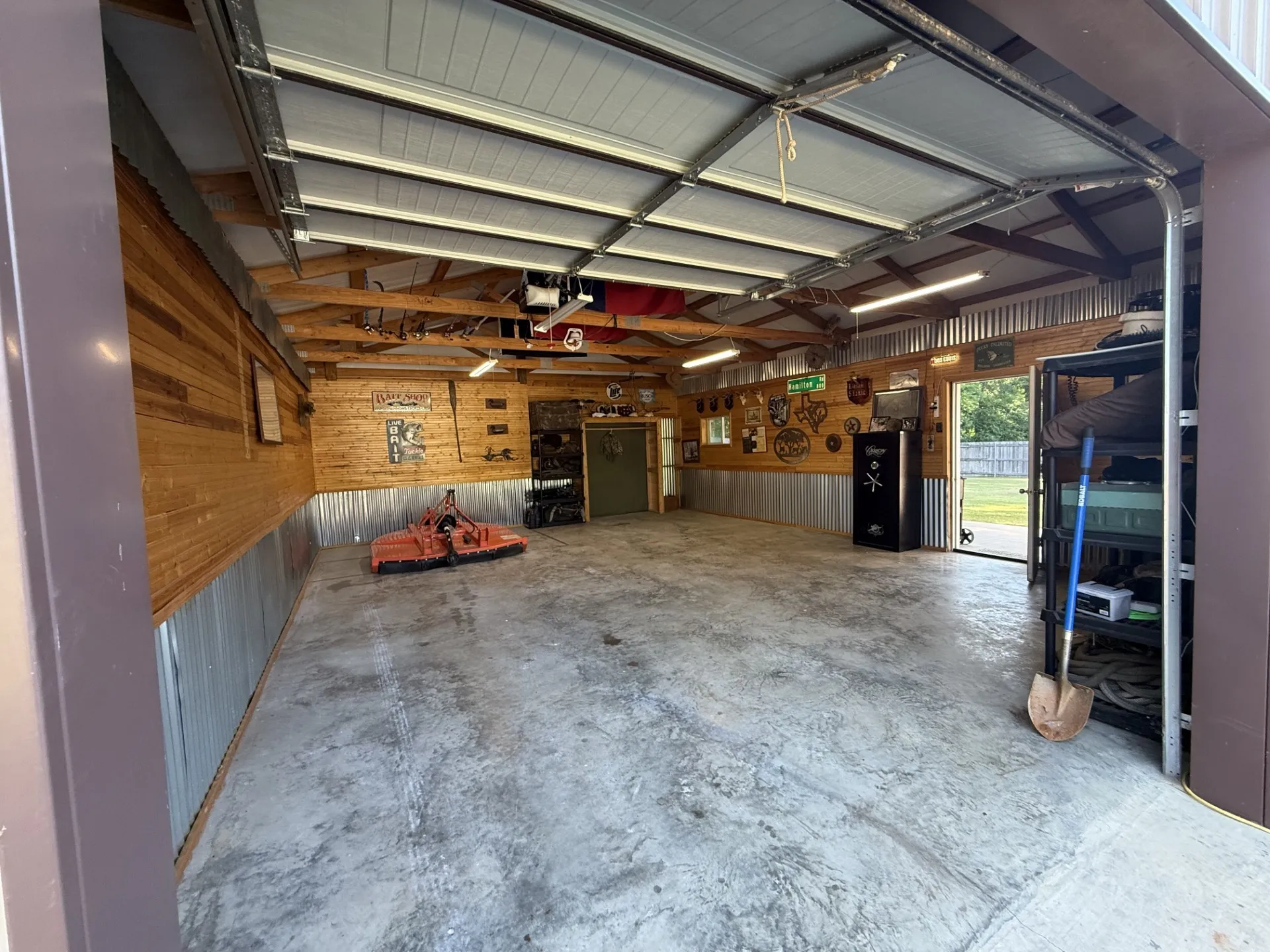 Single Family Residence For Sale in Harrison County , 160 Serenity Lane, Marshall, Texas 75672, 4 Bedroom, 2 Bathroom, 1 Garage spaces, 2,260 Sqft, built in 2015, mls#21353673, Real Estate Agent in Marshall, Homes For Sale in Harrison county, Homes For Sale in Marshall, Realtor in Marshall Texas, Real Estate Brokerage Independent Realty Texas, Luminita Cordes Realtor