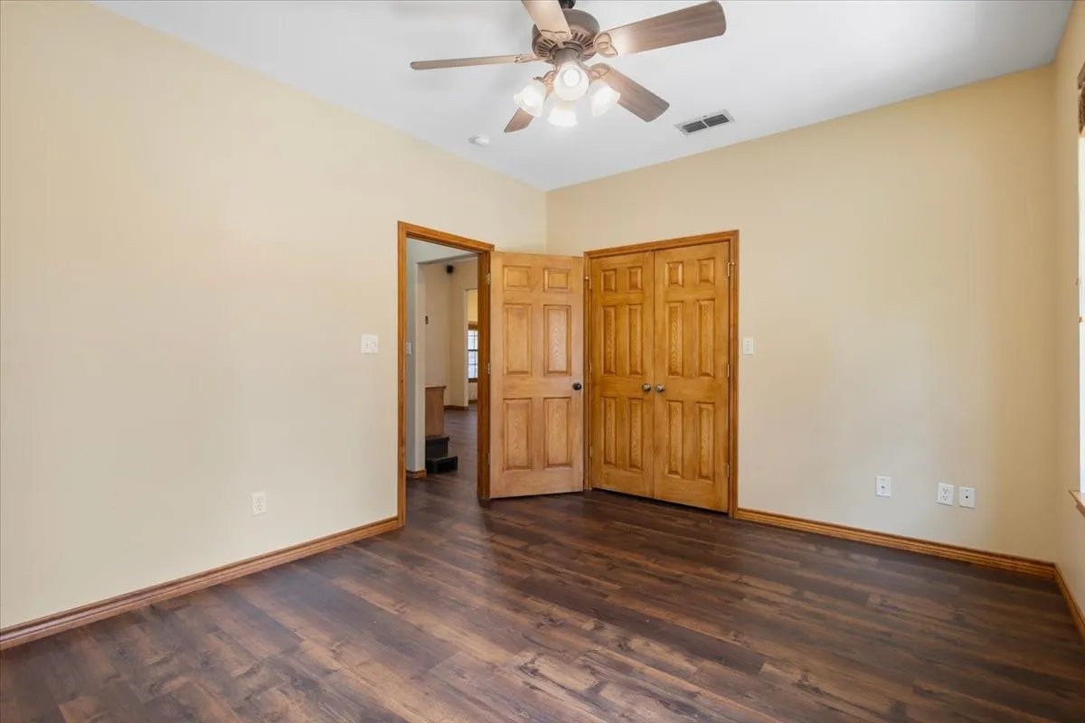 Single Family Residence For Sale in Van Zandt County , 2777 Vz County Road 1810, Grand Saline, Texas 75140, 6 Bedrooms, 4 Bathrooms, 2 Garage spaces, 3,266 Sqft, built in 2003, Price $850,000, mls#21353845, Real Estate Agent in Grand Saline, Homes For Sale in Van Zandt county, Homes For Sale in Grand Saline, Realtor in Grand Saline Texas, Real Estate Brokerage Independent Realty Texas, Luminita Cordes Realtor
