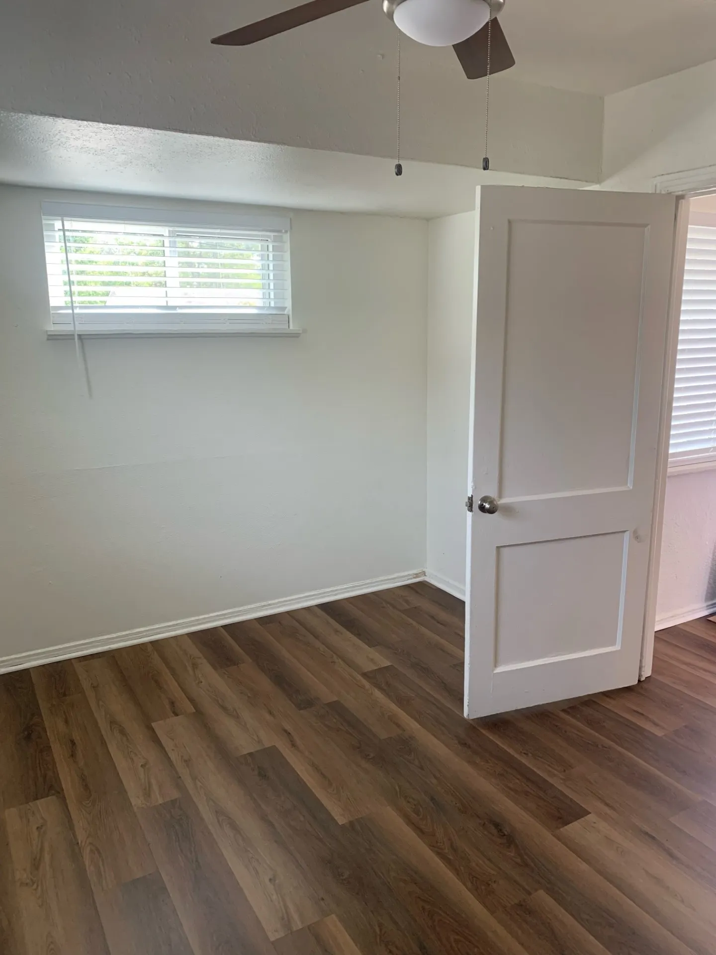 Single Family Residence For Rent in Dallas County , 517 Hawthorne Street, Irving, Texas 75061, 3 Bedroom, 1 Bathroom, Garage spaces, 1,000 Sqft, built in 1950, mls#21353970, Real Estate Agent in Irving, Homes For Rent in Dallas county, Homes For Rent in Irving, Realtor in Irving Texas, Real Estate Brokerage Independent Realty Texas, Luminita Cordes Realtor