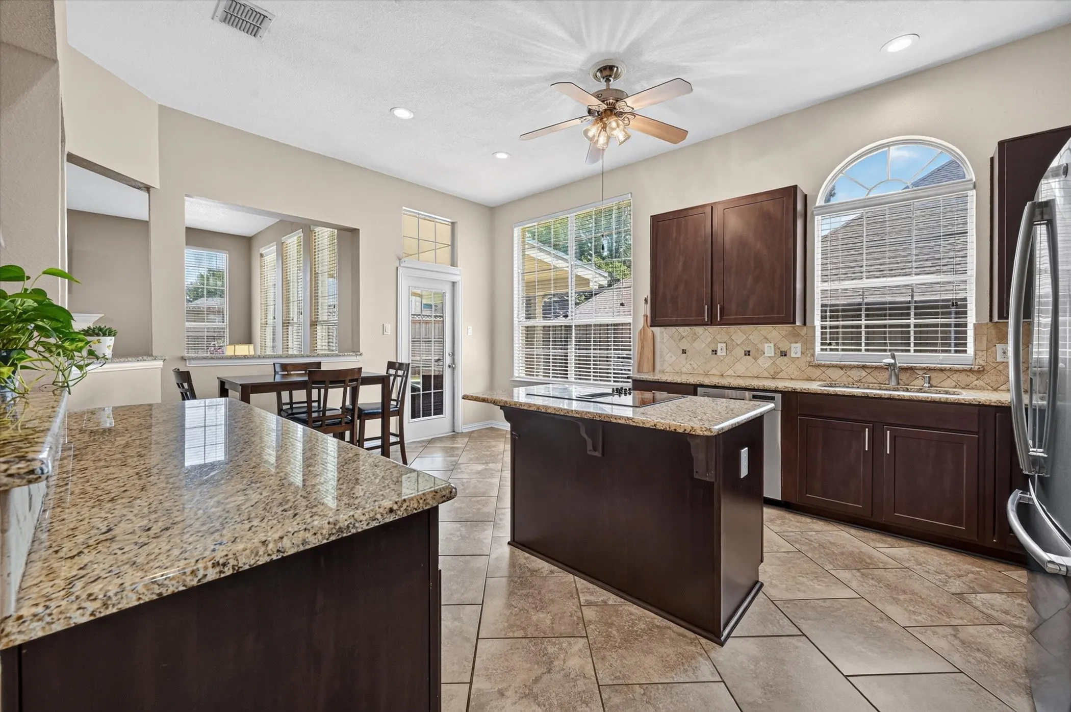 Single Family Residence For Sale in Denton County , 1804 Shadywood Lane, Flower Mound, Texas 75028, 4 Bedroom, 3 Bathroom, 2 Garage spaces, 2,311 Sqft, built in 1994, mls#21351317, Real Estate Agent in Flower Mound, Homes For Sale in Denton county, Homes For Sale in Flower Mound, Realtor in Flower Mound Texas, Real Estate Brokerage Independent Realty Texas, Luminita Cordes Realtor