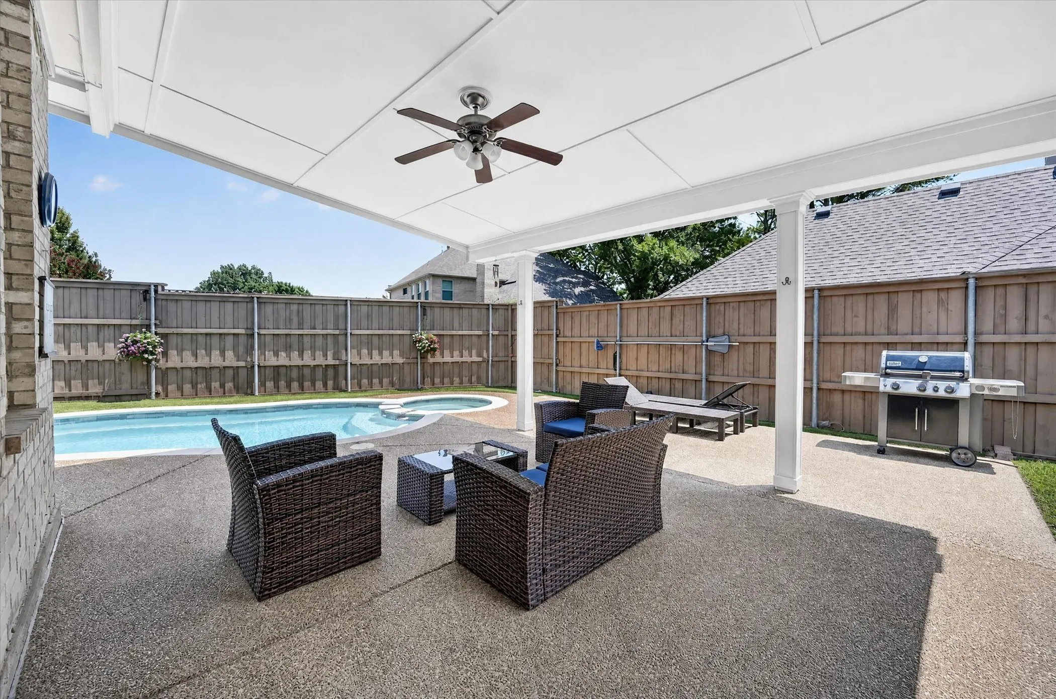Single Family Residence For Sale in Denton County , 1804 Shadywood Lane, Flower Mound, Texas 75028, 4 Bedroom, 3 Bathroom, 2 Garage spaces, 2,311 Sqft, built in 1994, mls#21351317, Real Estate Agent in Flower Mound, Homes For Sale in Denton county, Homes For Sale in Flower Mound, Realtor in Flower Mound Texas, Real Estate Brokerage Independent Realty Texas, Luminita Cordes Realtor