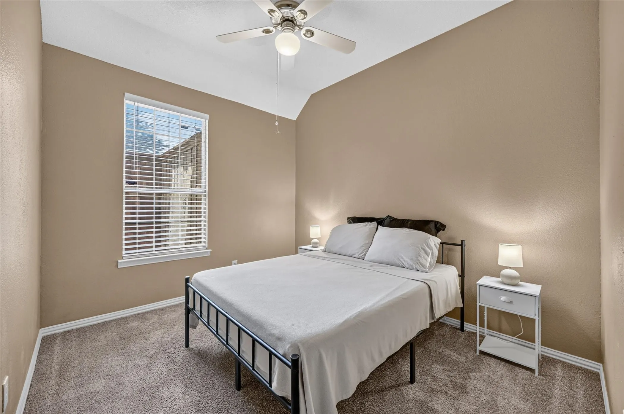 Single Family Residence For Sale in Denton County , 1804 Shadywood Lane, Flower Mound, Texas 75028, 4 Bedroom, 3 Bathroom, 2 Garage spaces, 2,311 Sqft, built in 1994, mls#21351317, Real Estate Agent in Flower Mound, Homes For Sale in Denton county, Homes For Sale in Flower Mound, Realtor in Flower Mound Texas, Real Estate Brokerage Independent Realty Texas, Luminita Cordes Realtor