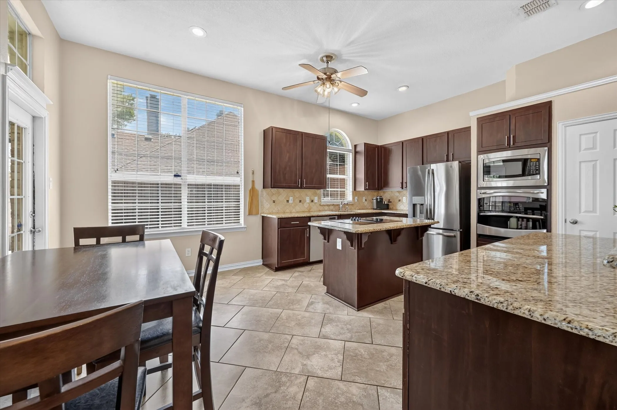 Single Family Residence For Sale in Denton County , 1804 Shadywood Lane, Flower Mound, Texas 75028, 4 Bedroom, 3 Bathroom, 2 Garage spaces, 2,311 Sqft, built in 1994, mls#21351317, Real Estate Agent in Flower Mound, Homes For Sale in Denton county, Homes For Sale in Flower Mound, Realtor in Flower Mound Texas, Real Estate Brokerage Independent Realty Texas, Luminita Cordes Realtor