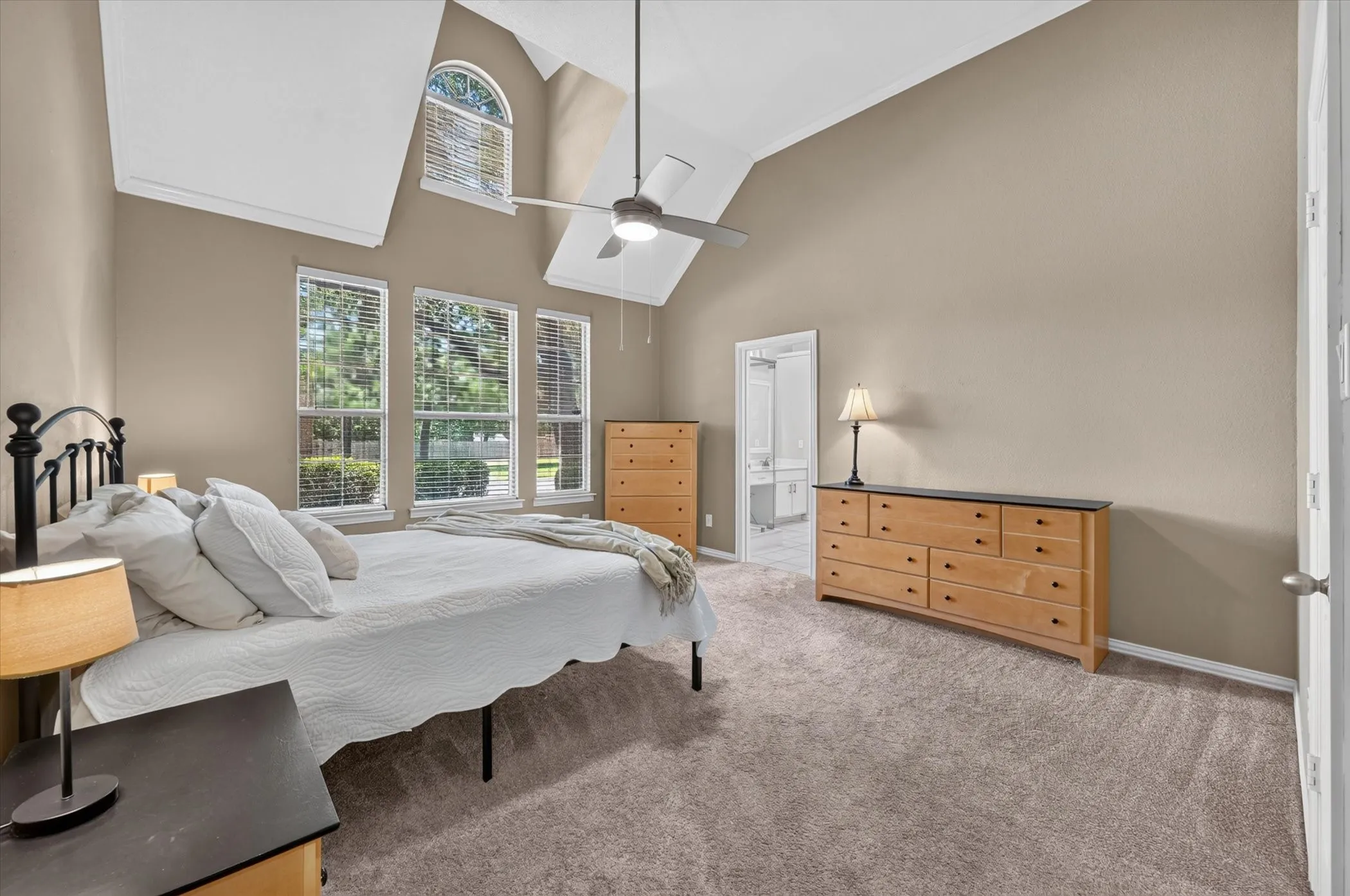 Single Family Residence For Sale in Denton County , 1804 Shadywood Lane, Flower Mound, Texas 75028, 4 Bedroom, 3 Bathroom, 2 Garage spaces, 2,311 Sqft, built in 1994, mls#21351317, Real Estate Agent in Flower Mound, Homes For Sale in Denton county, Homes For Sale in Flower Mound, Realtor in Flower Mound Texas, Real Estate Brokerage Independent Realty Texas, Luminita Cordes Realtor