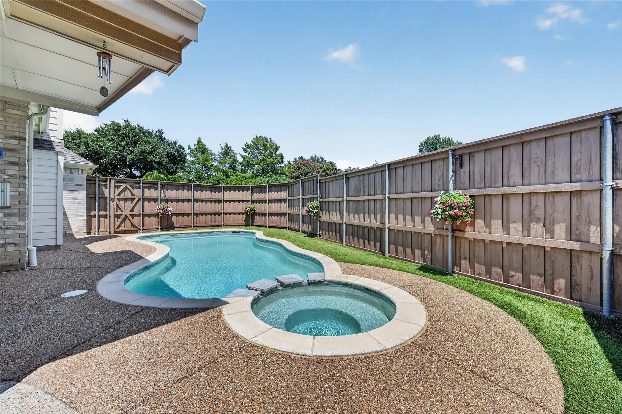 Single Family Residence For Sale in Denton County , 1804 Shadywood Lane, Flower Mound, Texas 75028, 4 Bedroom, 3 Bathroom, 2 Garage spaces, 2,311 Sqft, built in 1994, mls#21351317, Real Estate Agent in Flower Mound, Homes For Sale in Denton county, Homes For Sale in Flower Mound, Realtor in Flower Mound Texas, Real Estate Brokerage Independent Realty Texas, Luminita Cordes Realtor