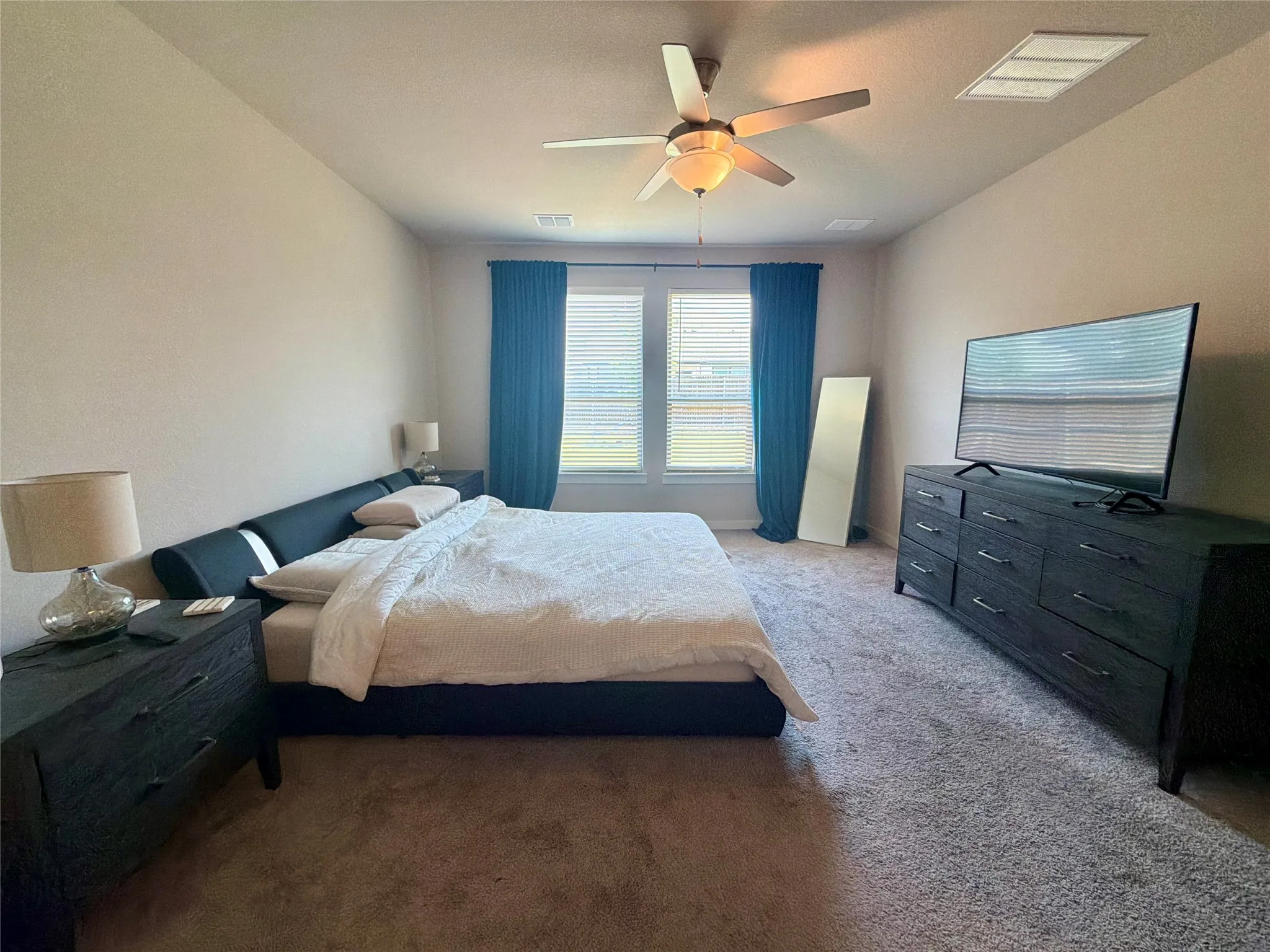 Single Family Residence For Sale in Tarrant County , 2417 Mankato Drive, Fort Worth, Texas 76179, 5 Bedroom, 3 Bathroom, 2 Garage spaces, 2,956 Sqft, built in 2022, mls#21353246, Real Estate Agent in Fort Worth, Homes For Sale in Tarrant county, Homes For Sale in Fort Worth, Realtor in Fort Worth Texas, Real Estate Brokerage Independent Realty Texas, Luminita Cordes Realtor