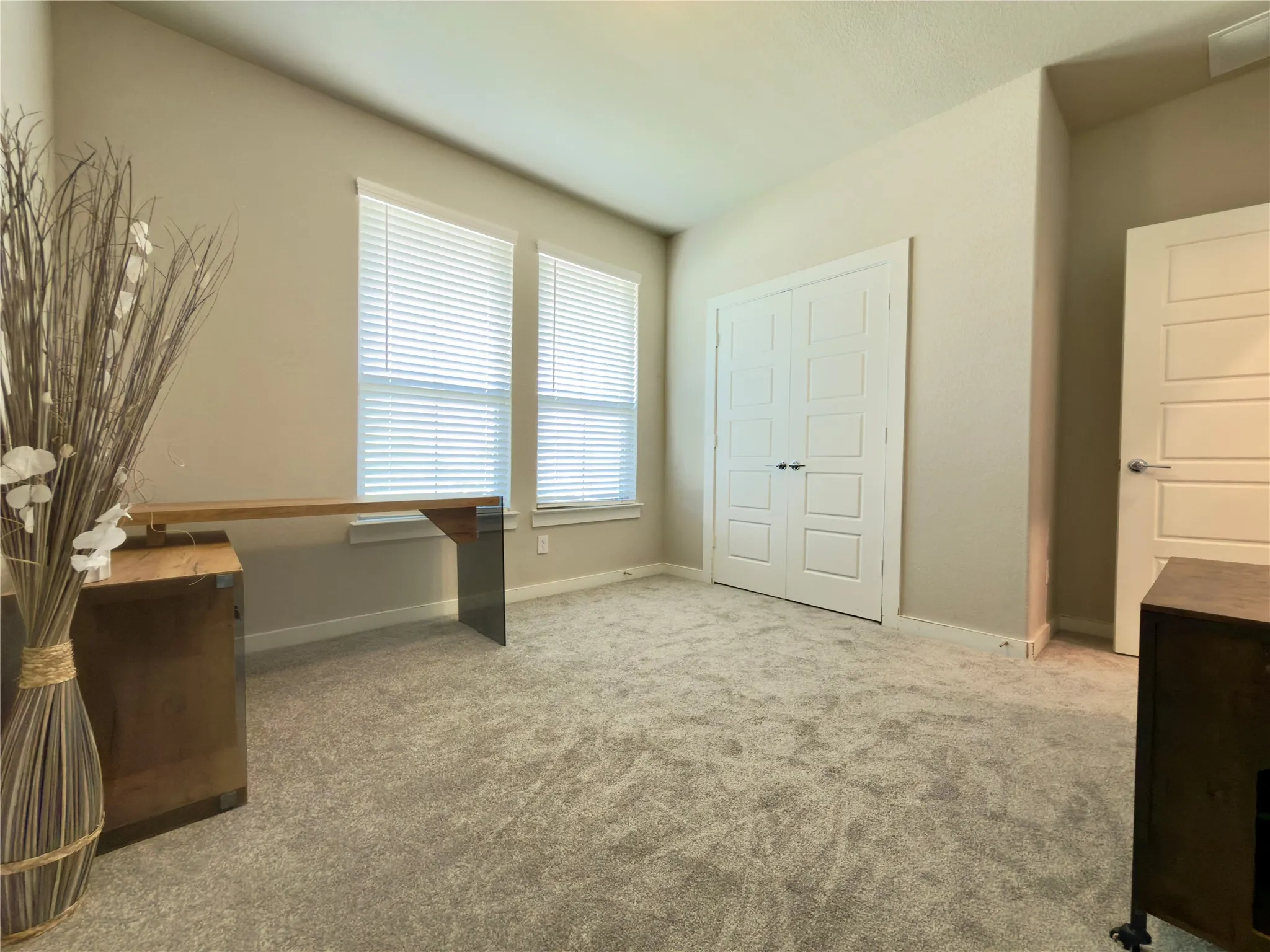 Single Family Residence For Sale in Tarrant County , 2417 Mankato Drive, Fort Worth, Texas 76179, 5 Bedroom, 3 Bathroom, 2 Garage spaces, 2,956 Sqft, built in 2022, mls#21353246, Real Estate Agent in Fort Worth, Homes For Sale in Tarrant county, Homes For Sale in Fort Worth, Realtor in Fort Worth Texas, Real Estate Brokerage Independent Realty Texas, Luminita Cordes Realtor